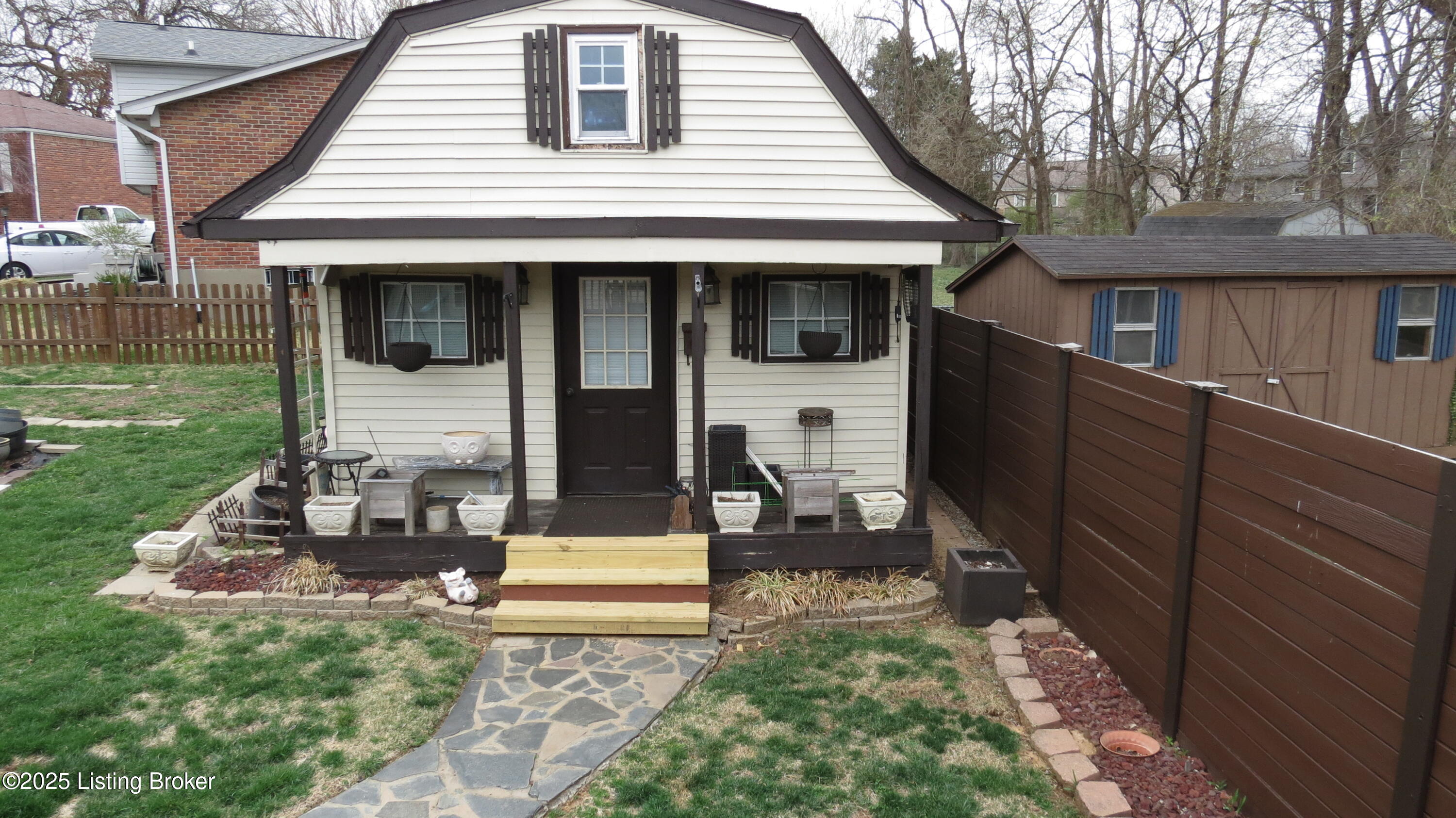 10713 Blackwood Rd