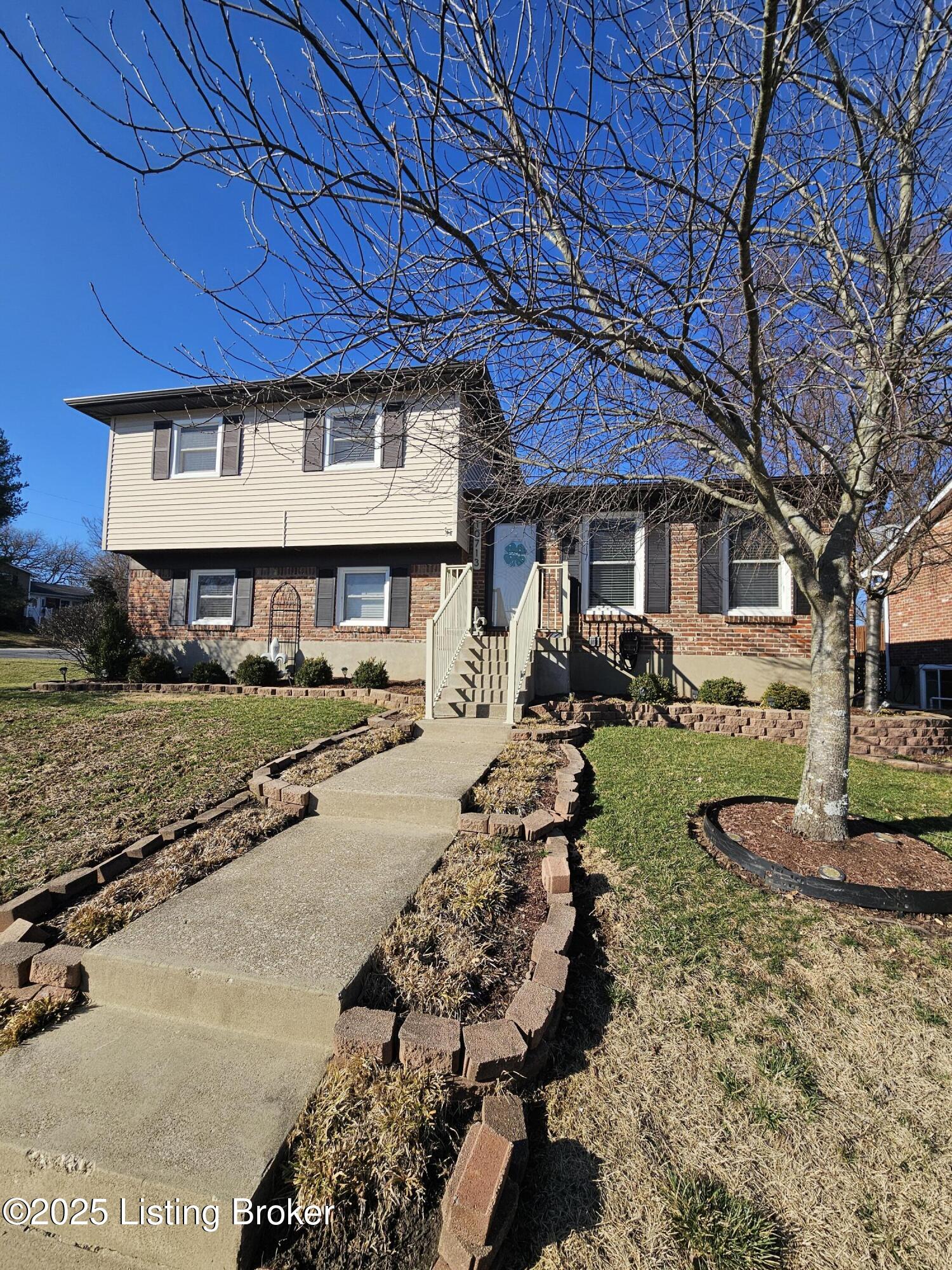 10713 Blackwood Rd