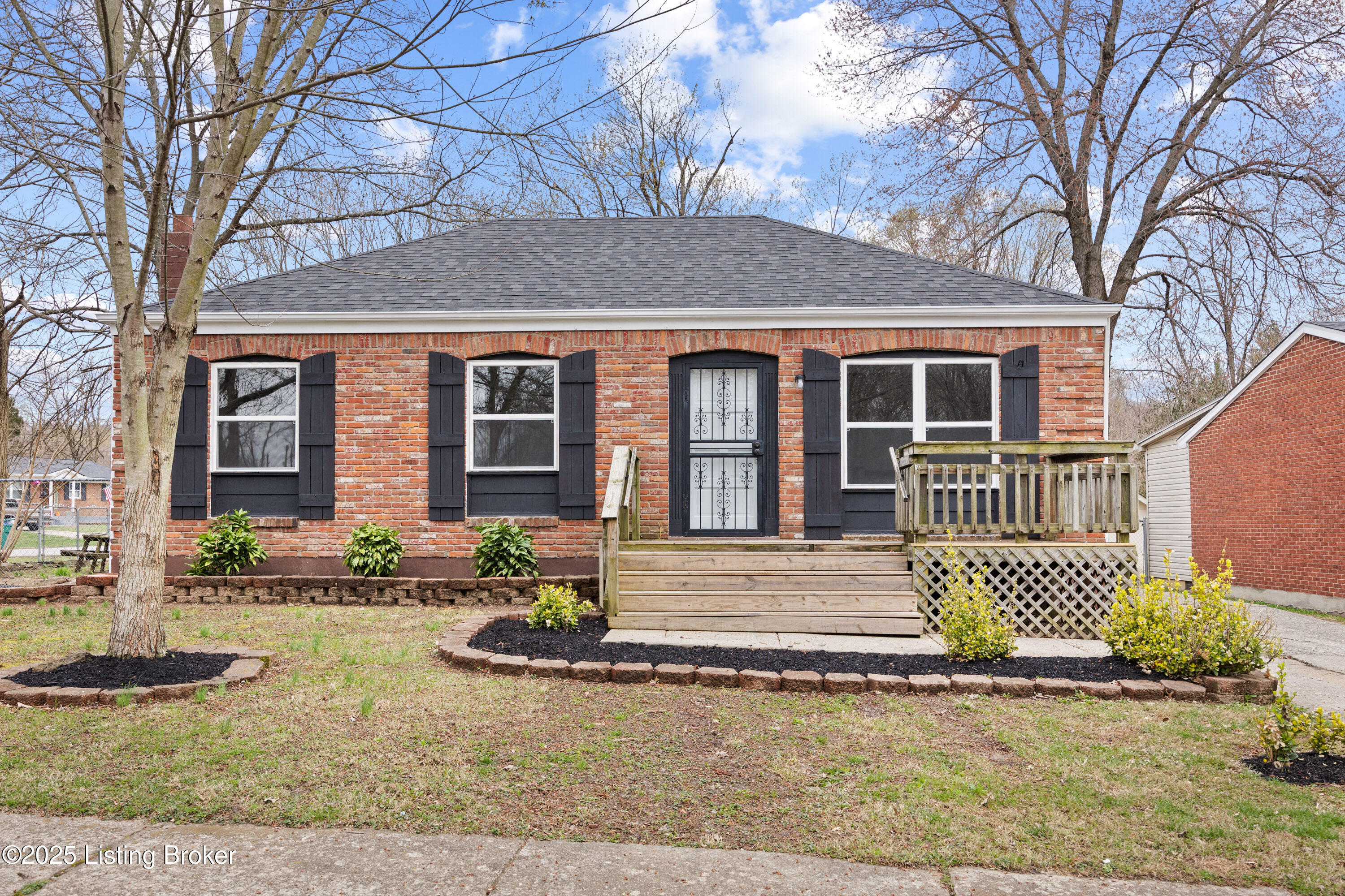 10114 Blue Creek Dr