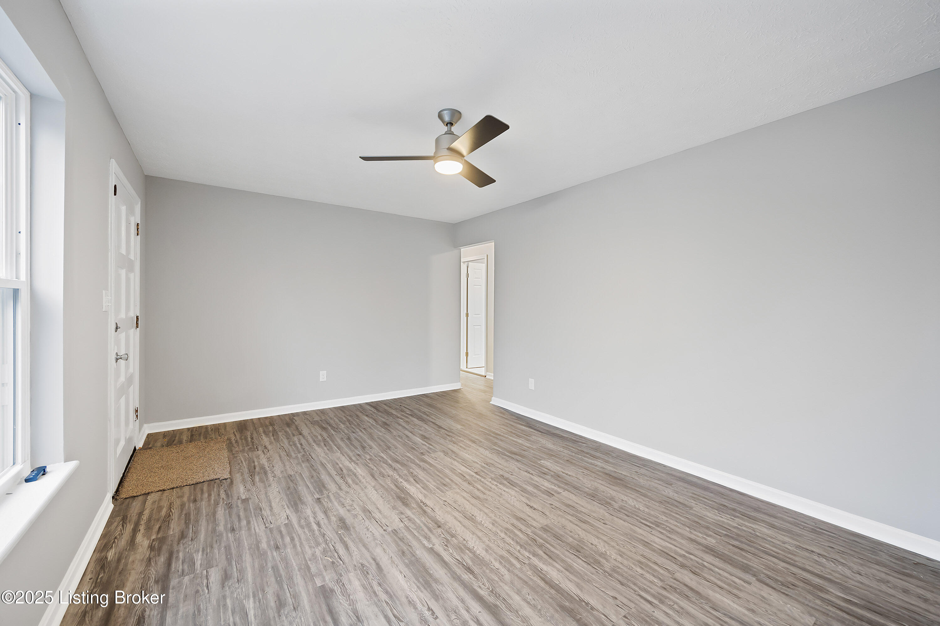 10114 Blue Creek Dr