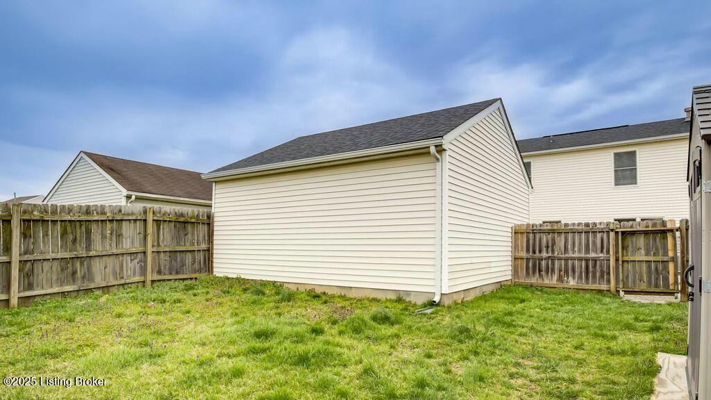 6110 Maravian Dr