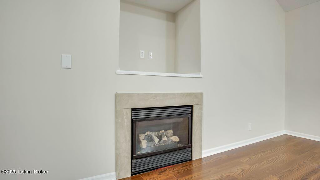 6110 Maravian Dr