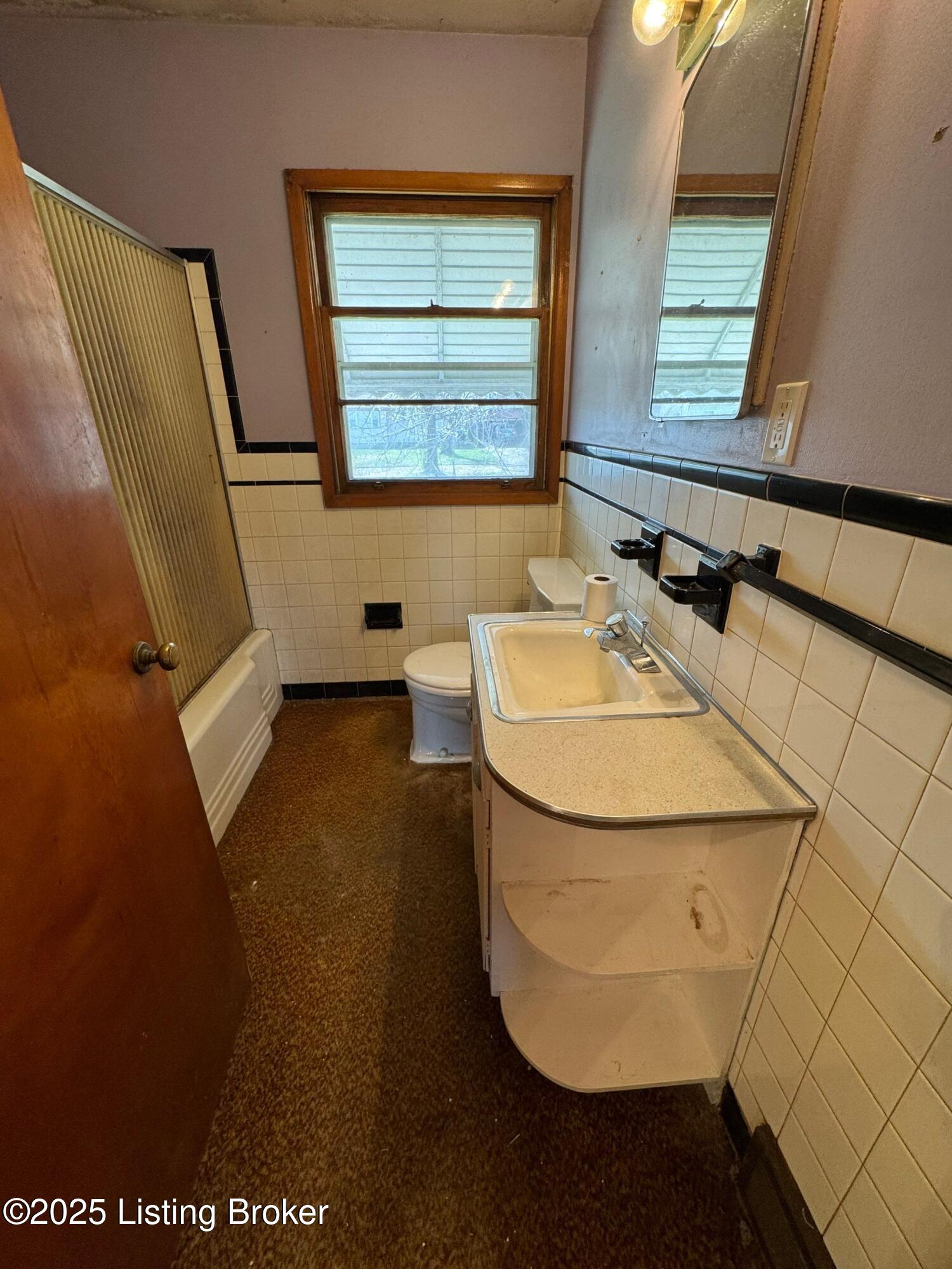315 E Southside Ct