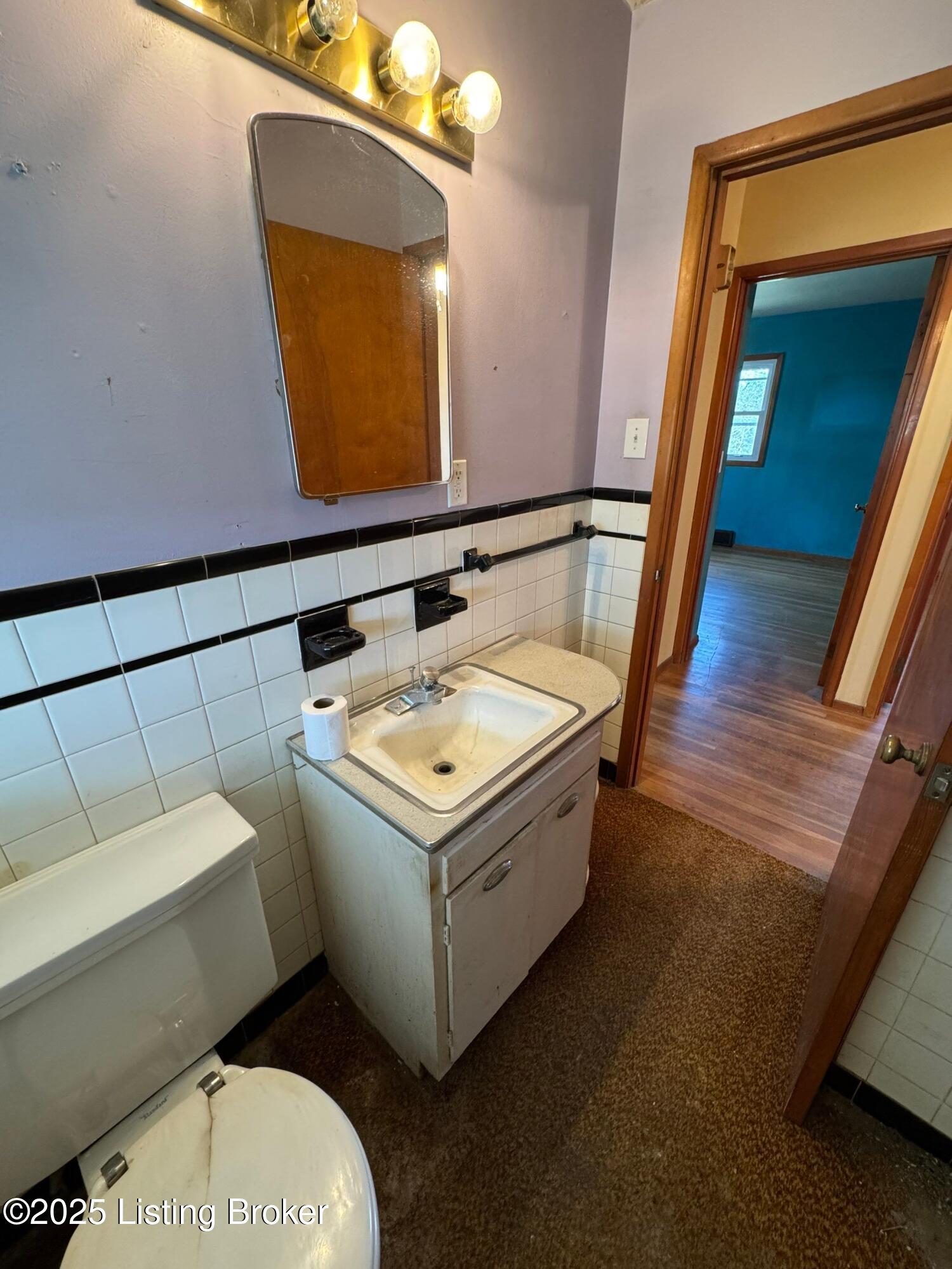 315 E Southside Ct