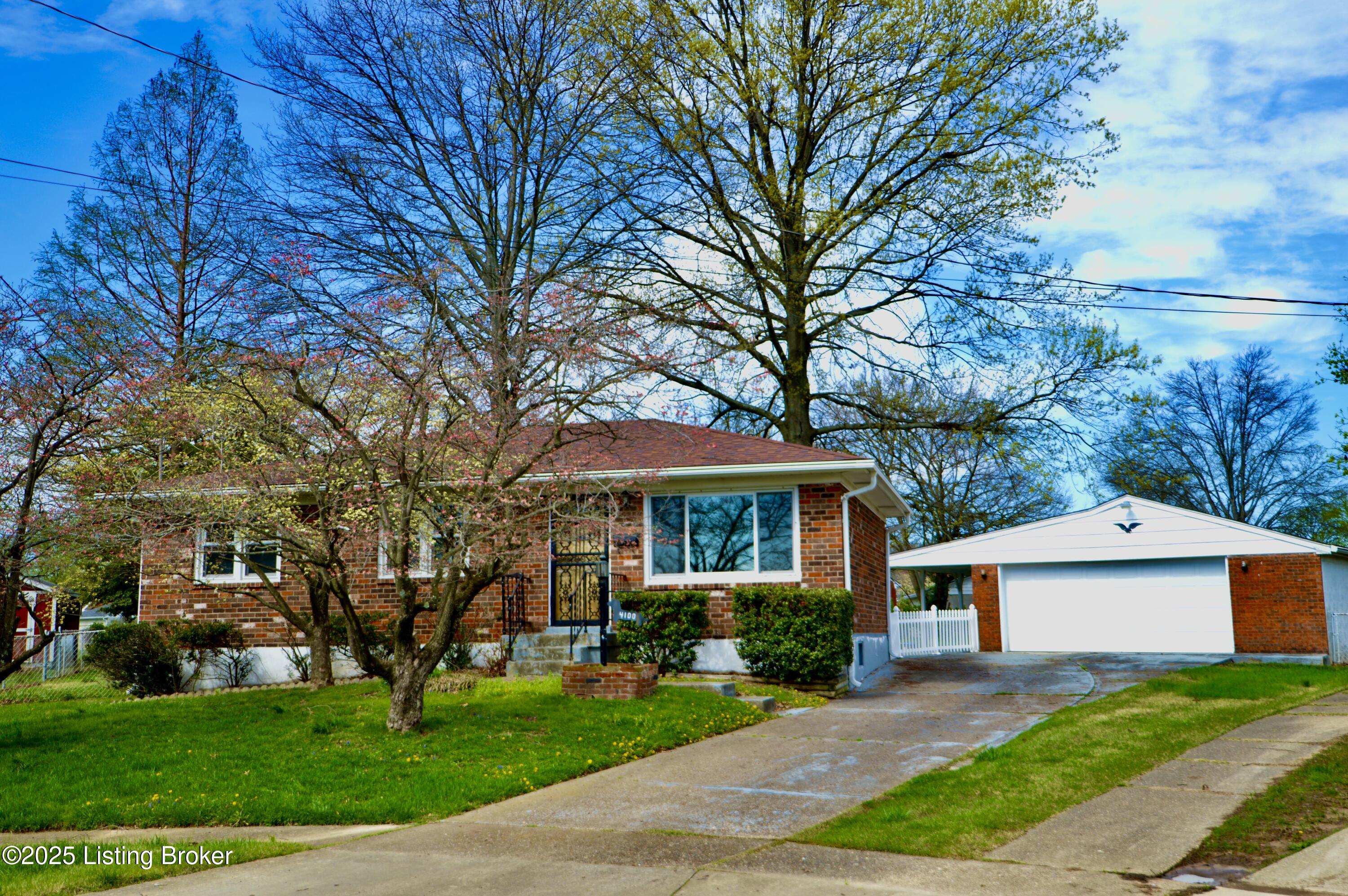 4100 Spyglass Ct