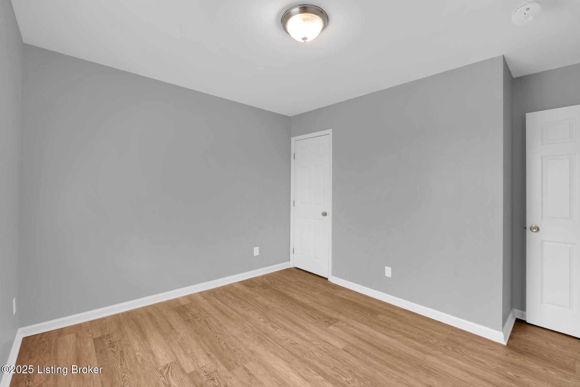3017 Bitten Ln
