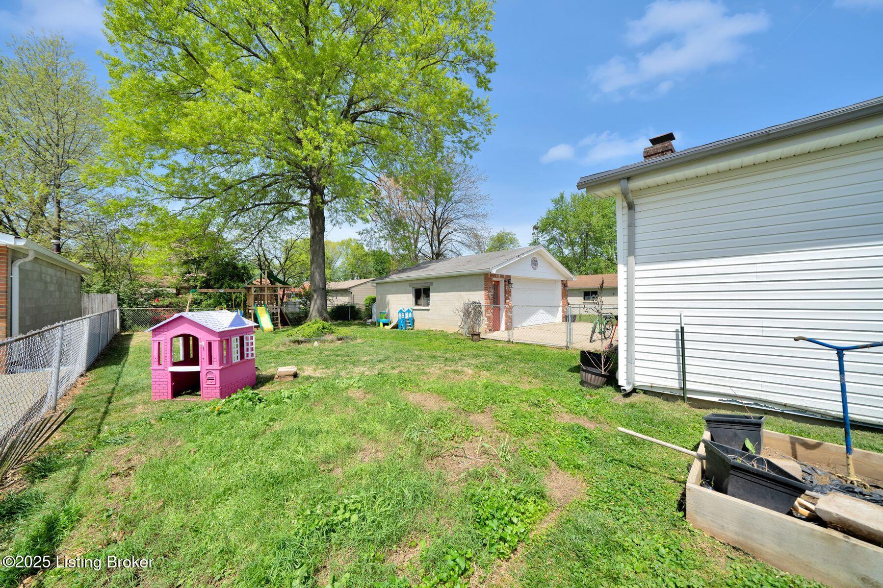 5702 Elmer Ln