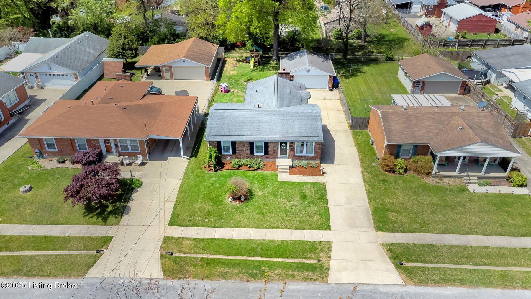 5702 Elmer Ln