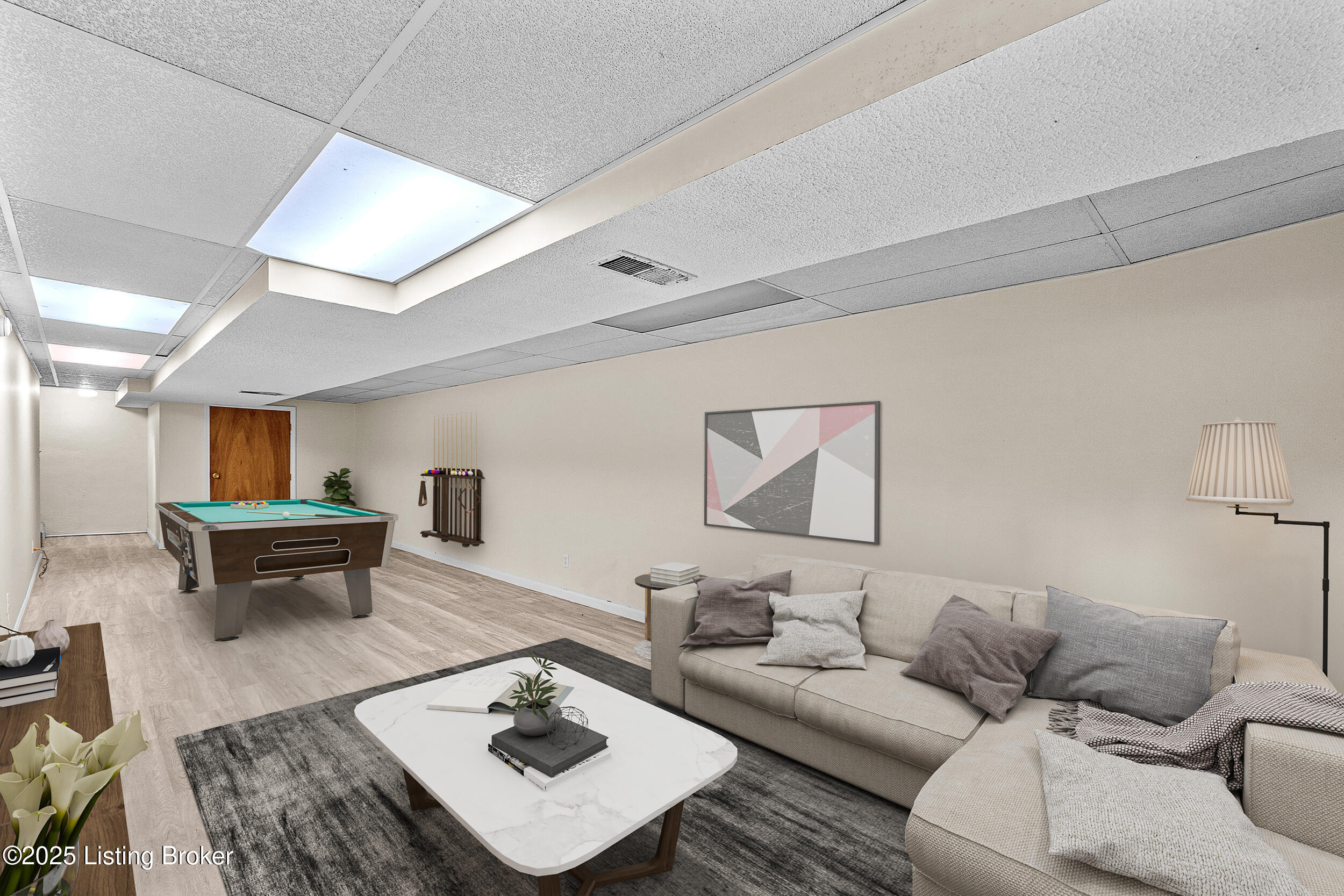 5811 Hornbeam Ln