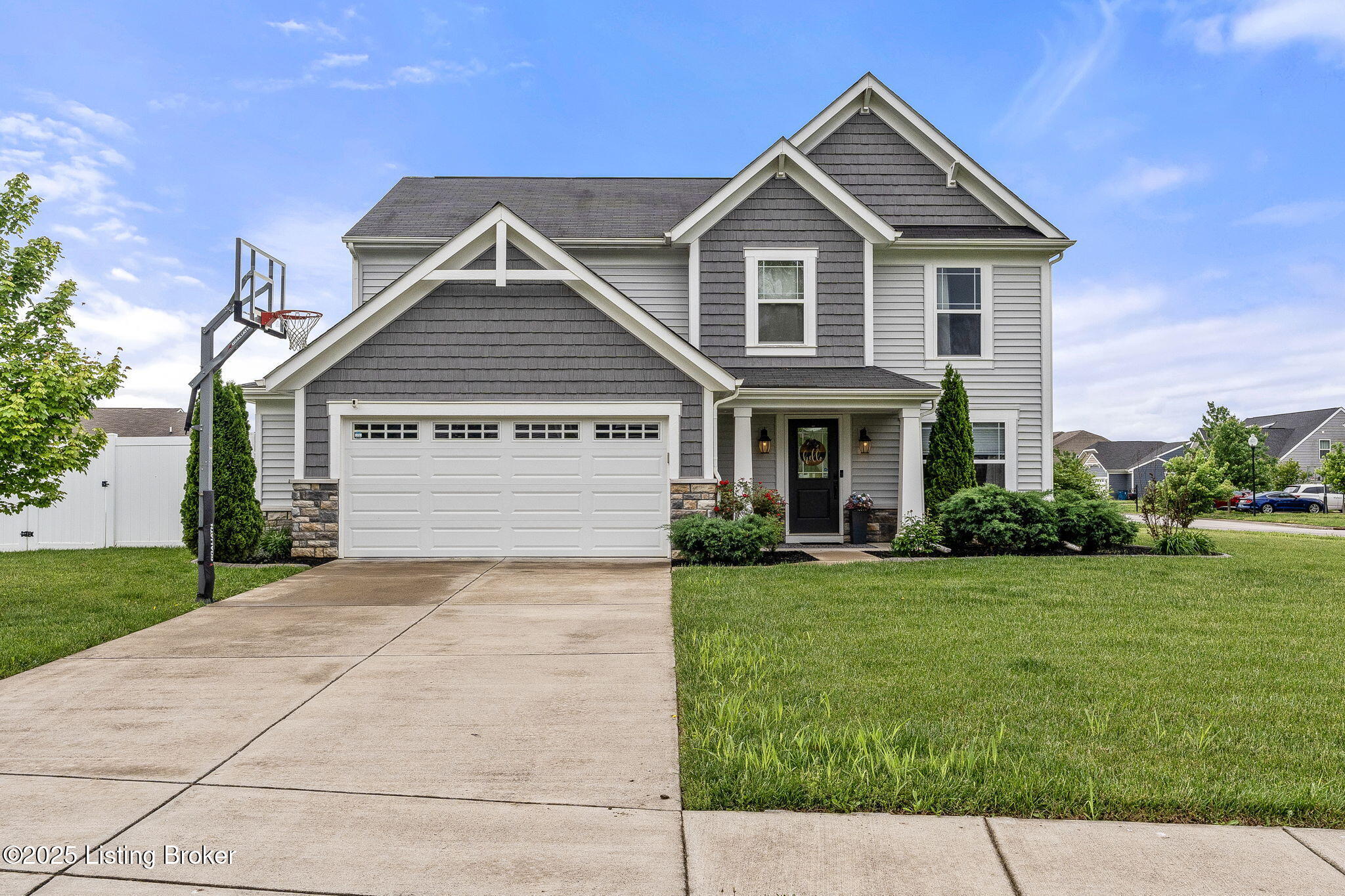 103 Goldeneye Ct