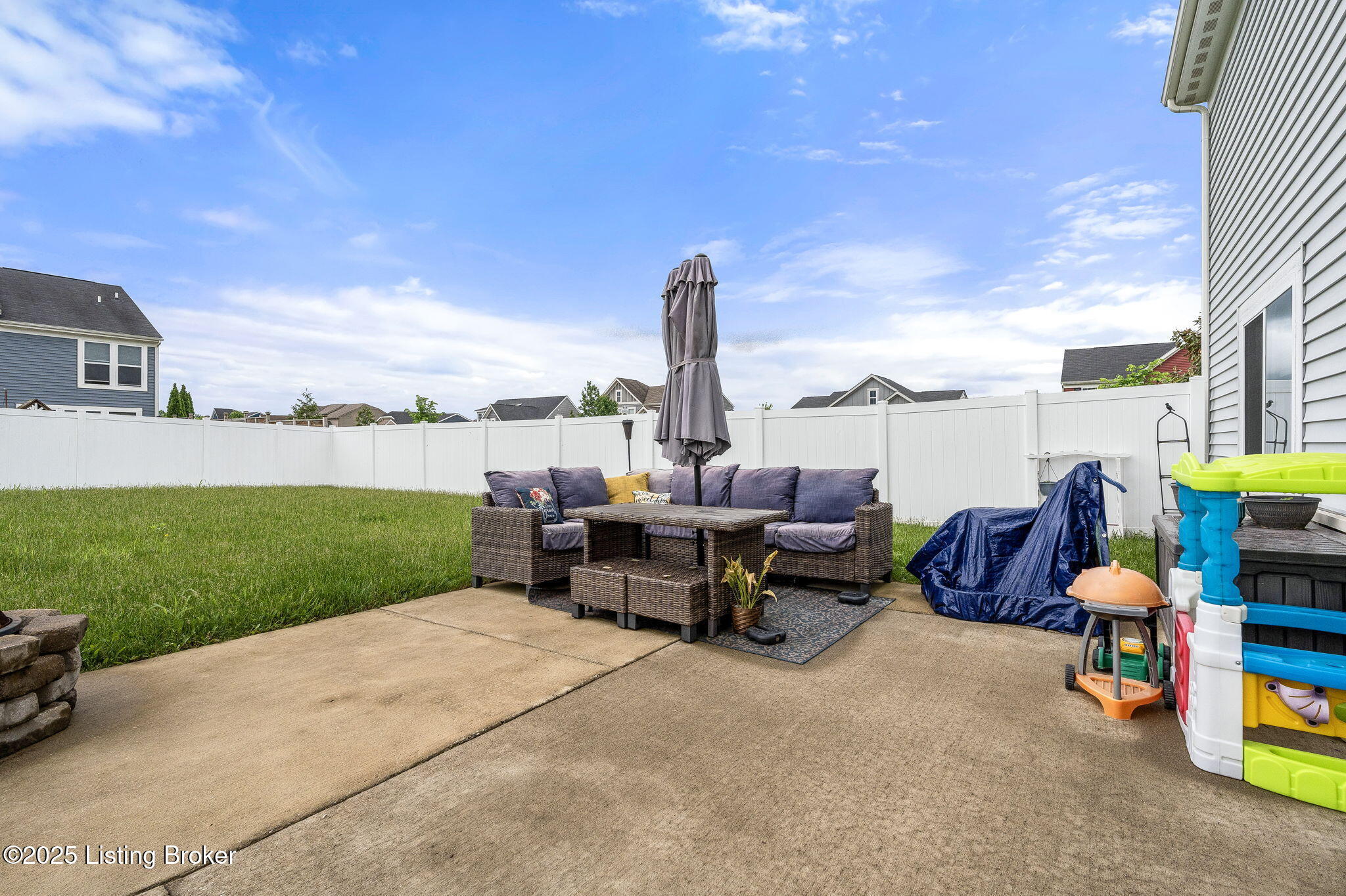 103 Goldeneye Ct