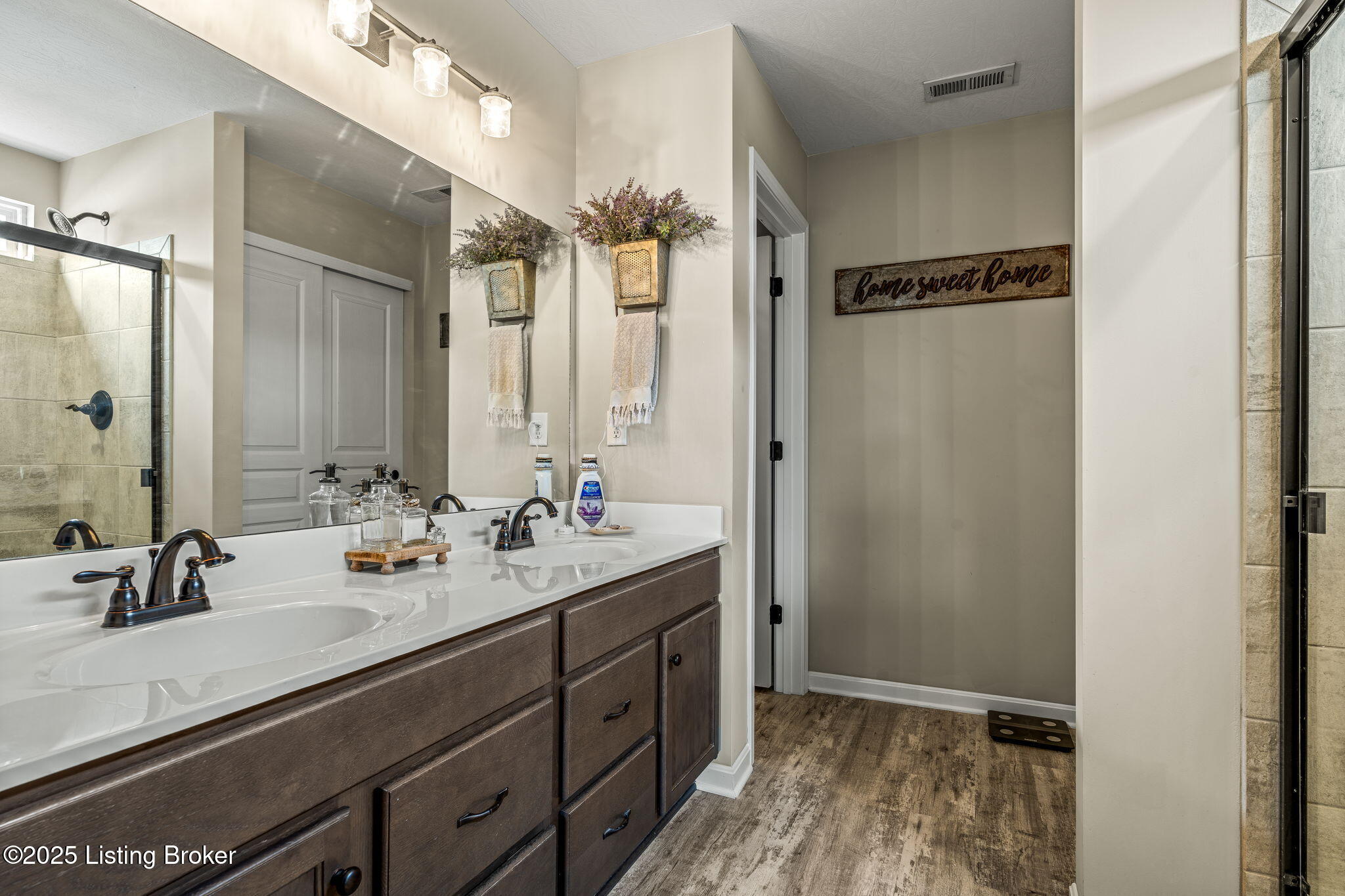 103 Goldeneye Ct