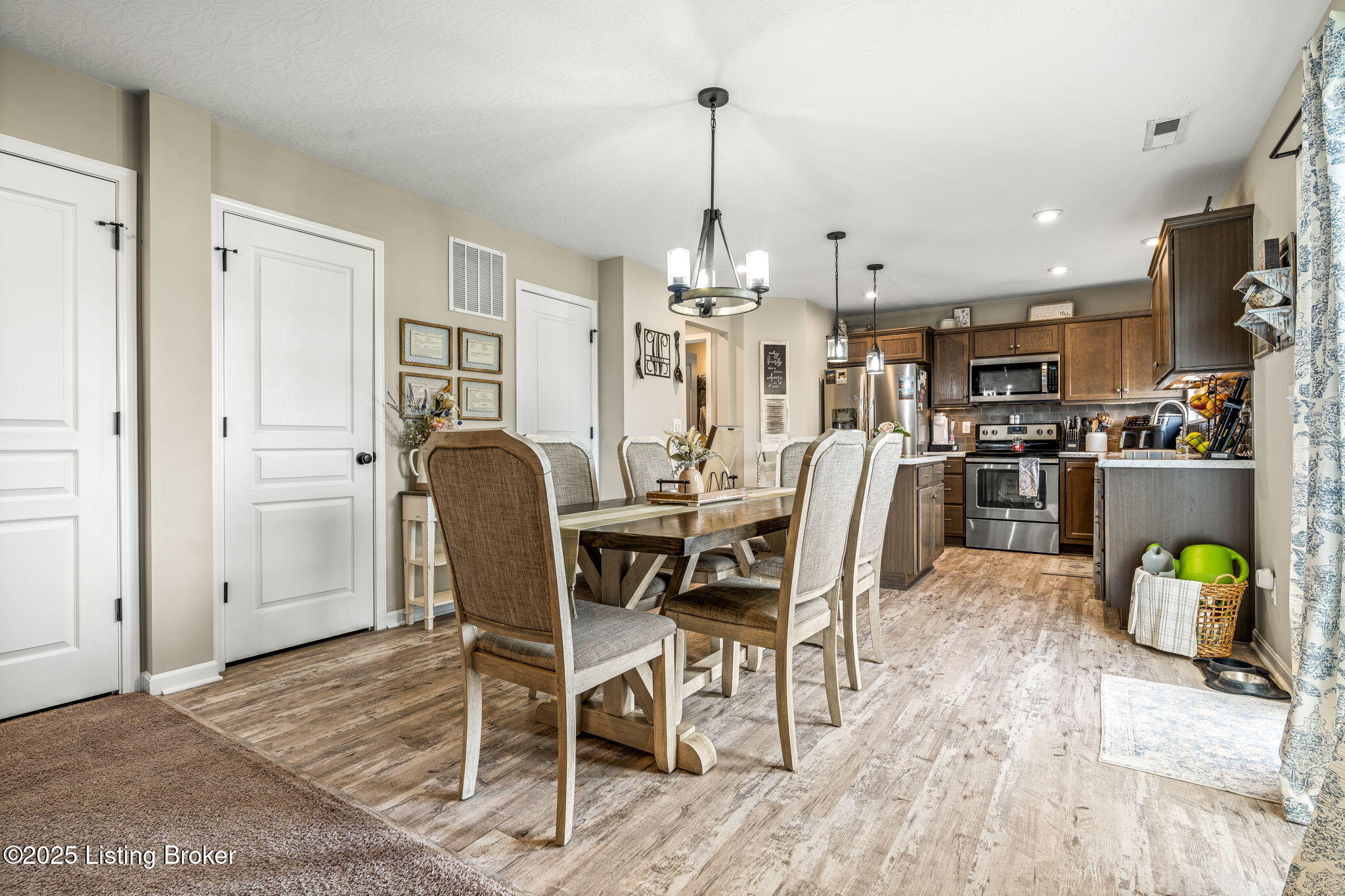 103 Goldeneye Ct