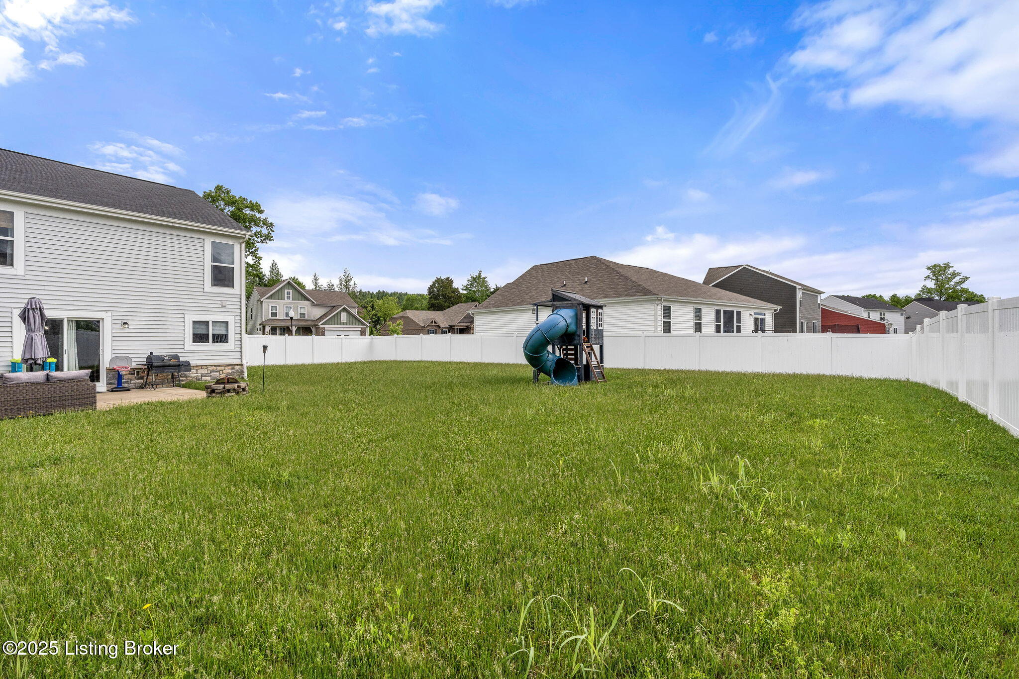 103 Goldeneye Ct