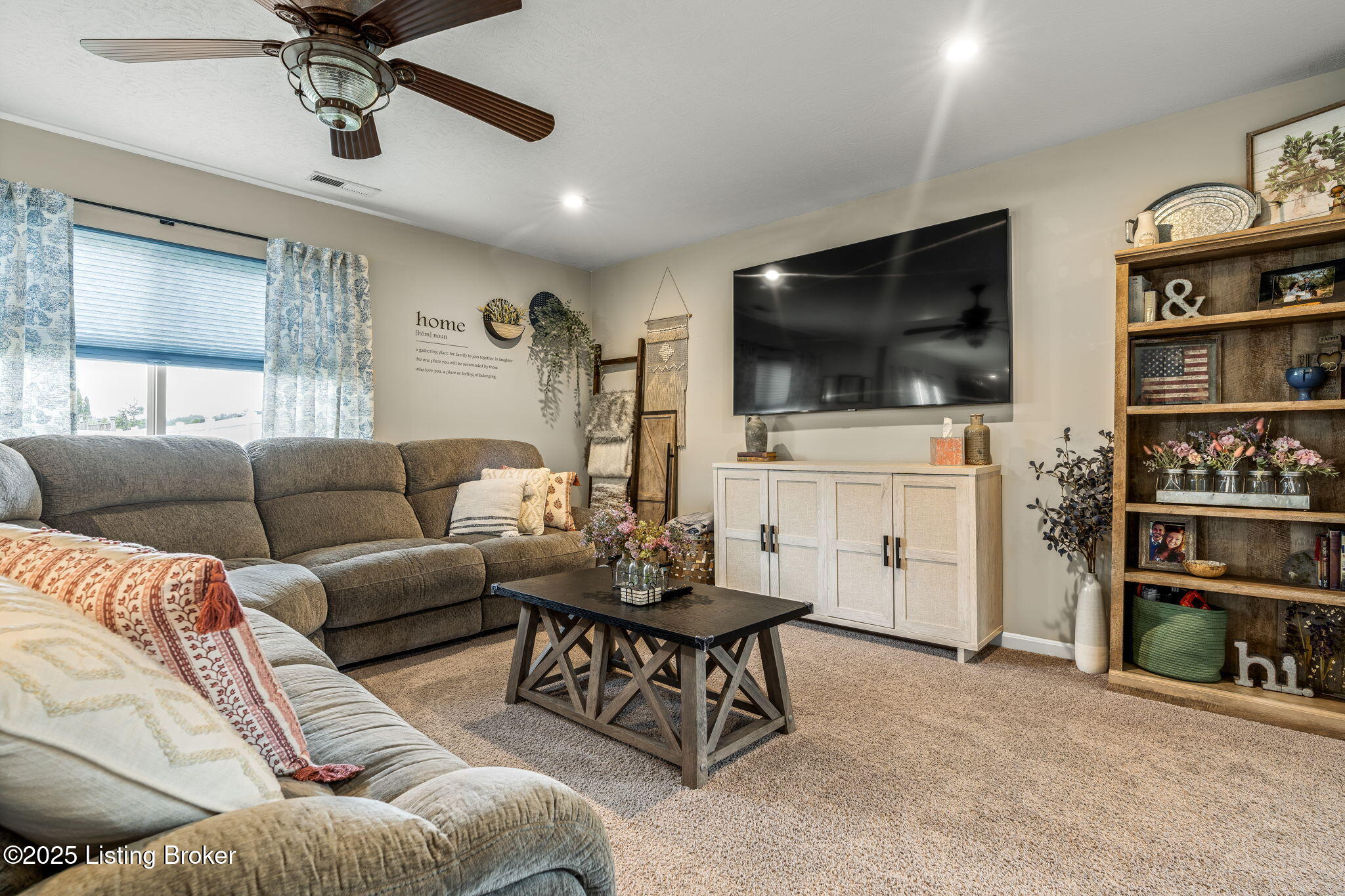 103 Goldeneye Ct