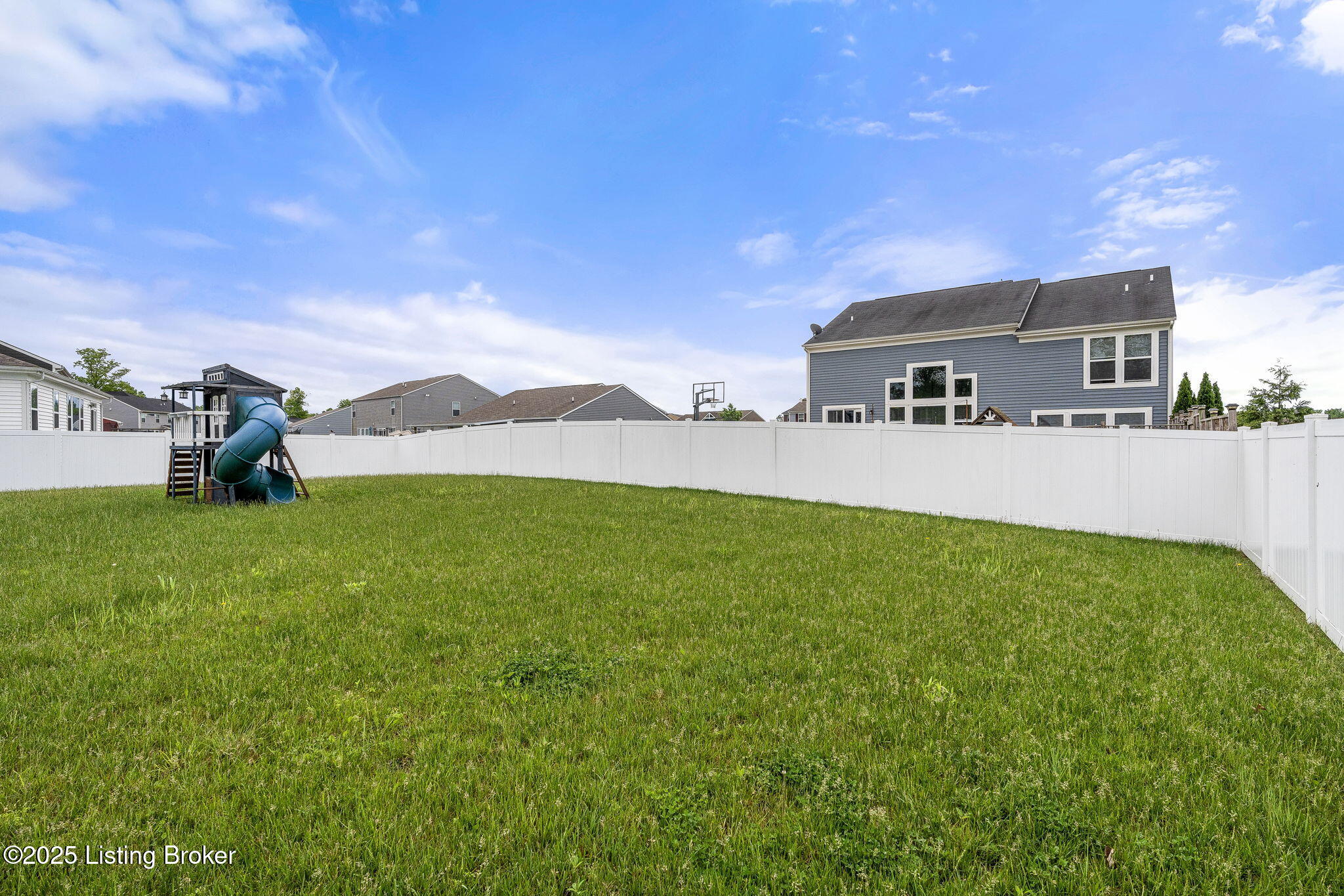 103 Goldeneye Ct