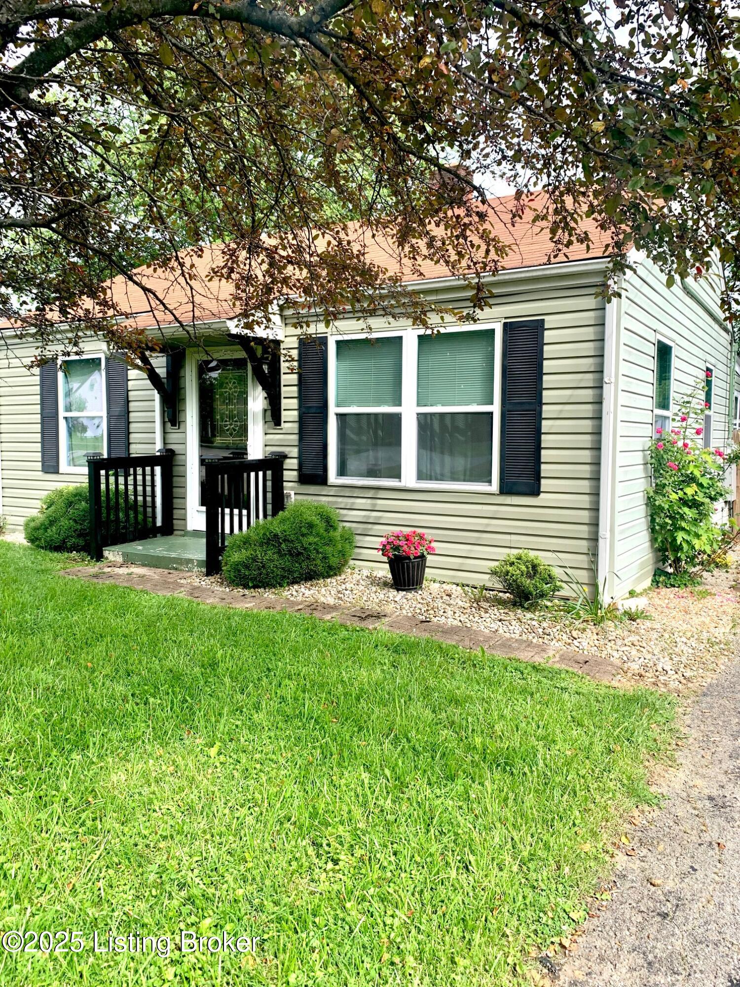 7525 3rd Street Rd