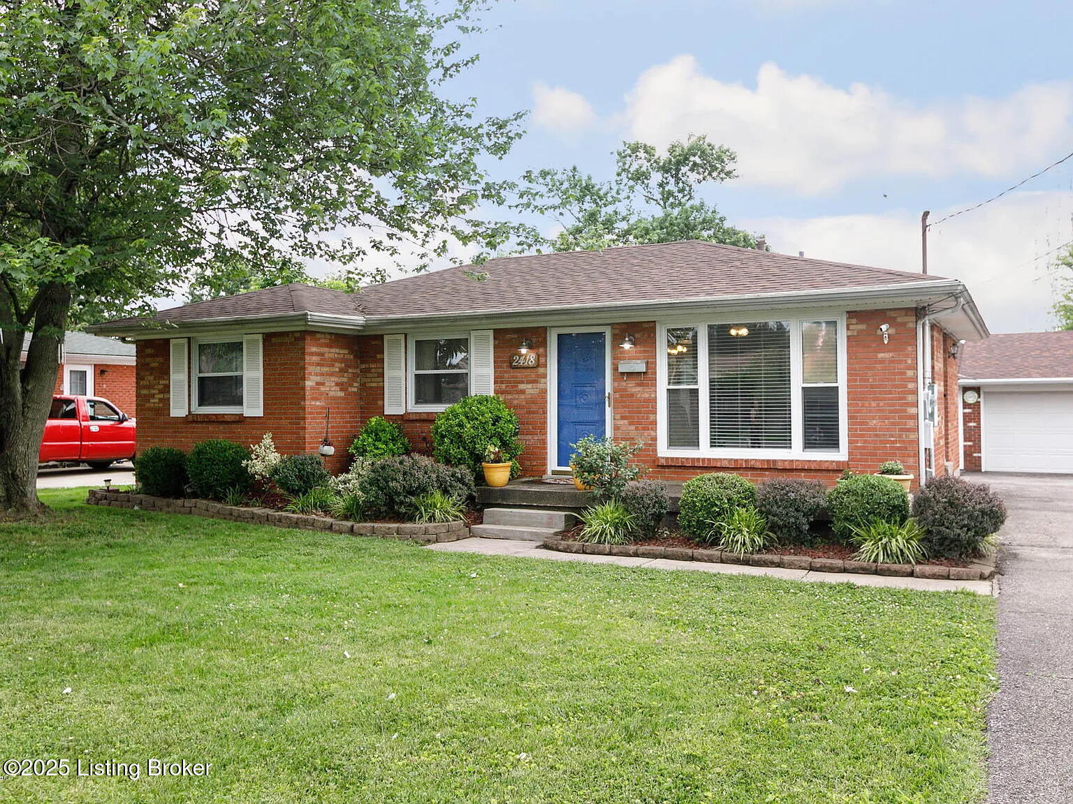 2418 Weber Ln