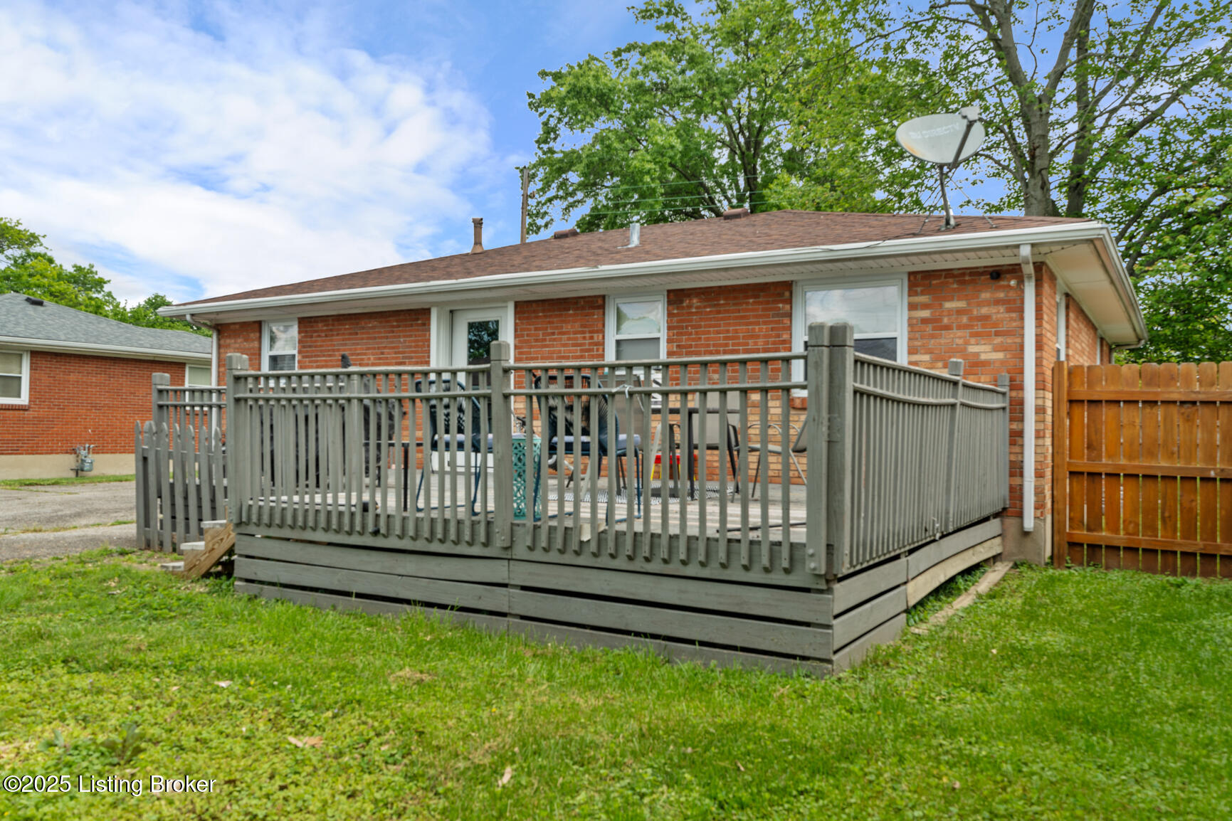2418 Weber Ln