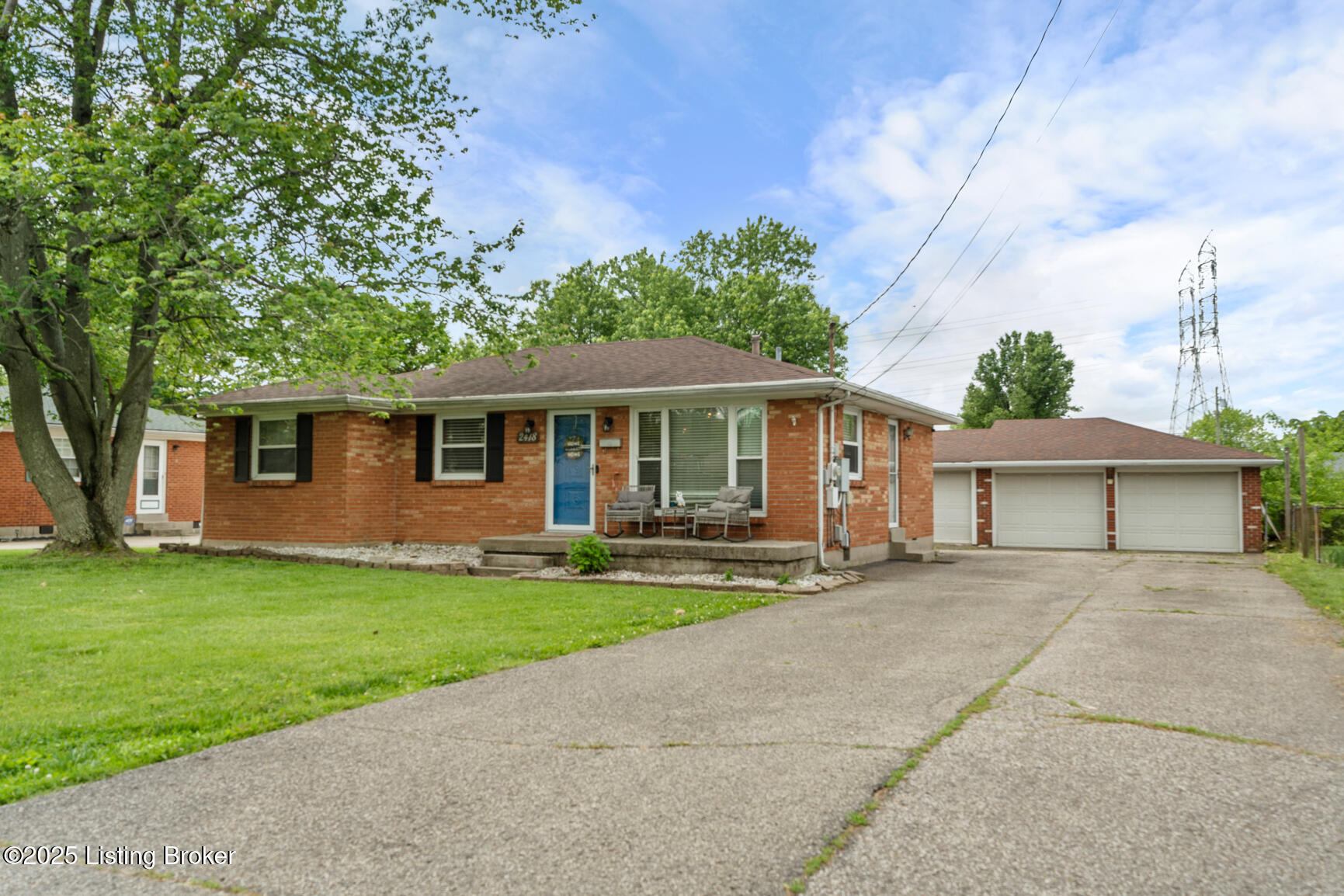 2418 Weber Ln