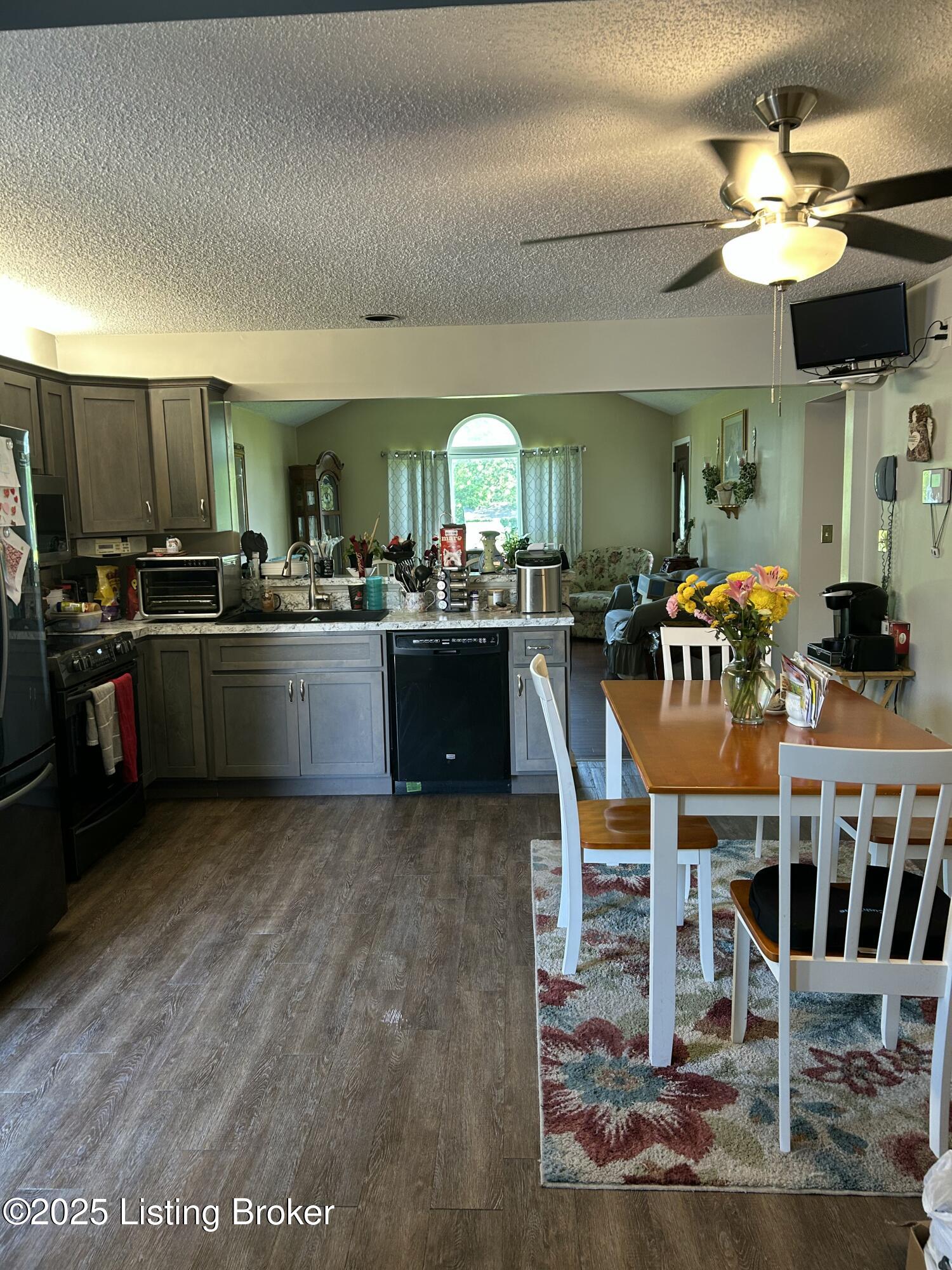 4901 Valley Station Rd