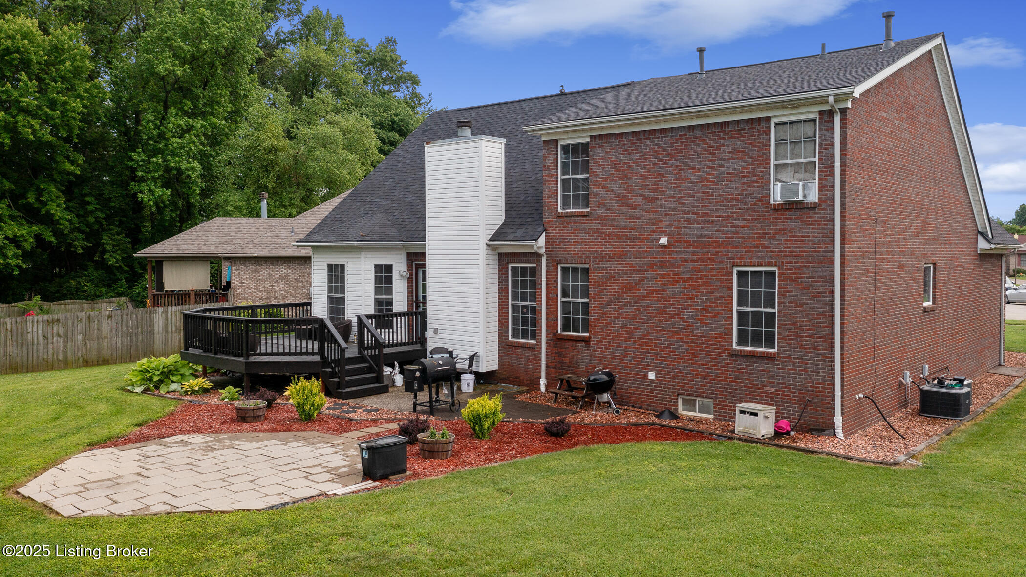 6820 Grandfield Rd