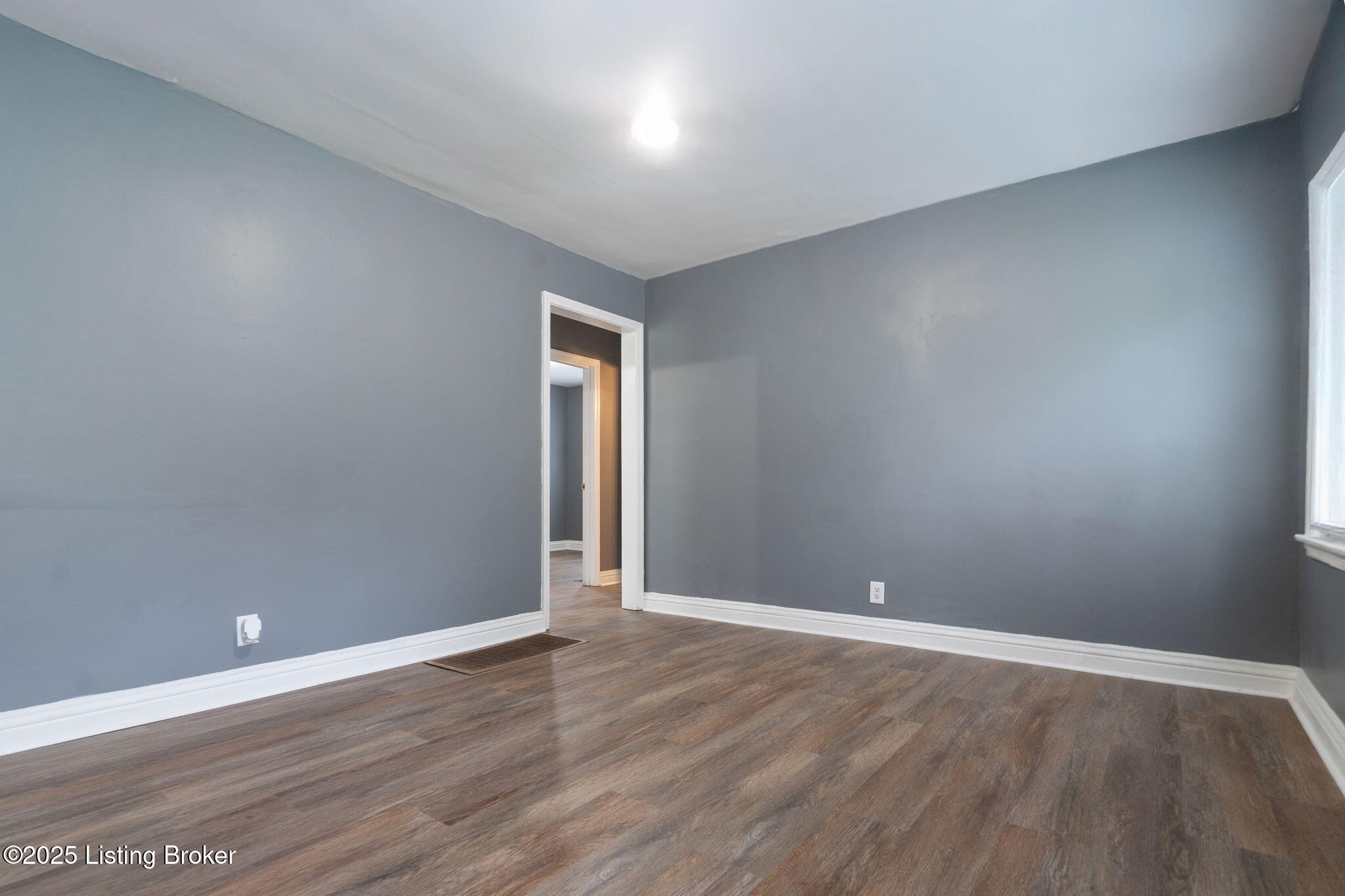 1119 Carlisle Ave