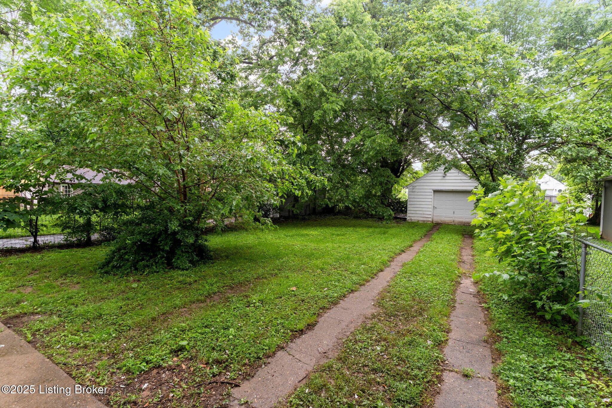 1119 Carlisle Ave