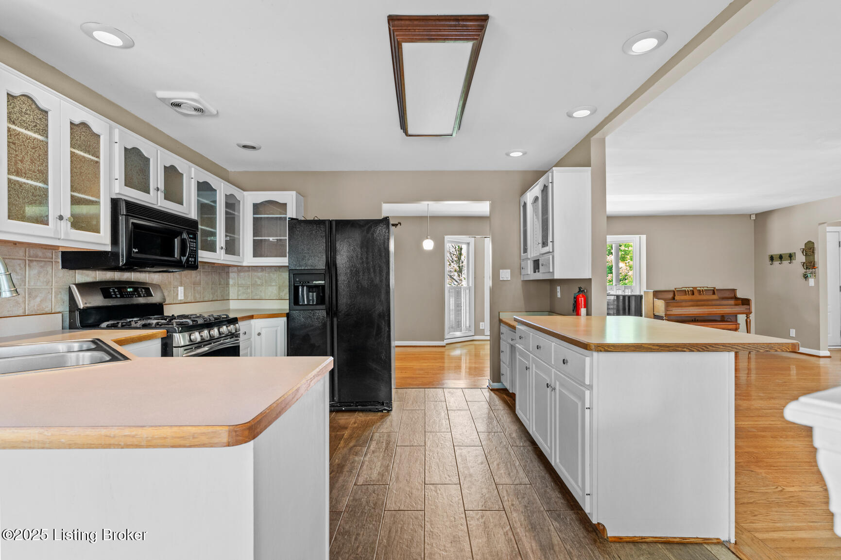 6712 Cooper Chapel Rd