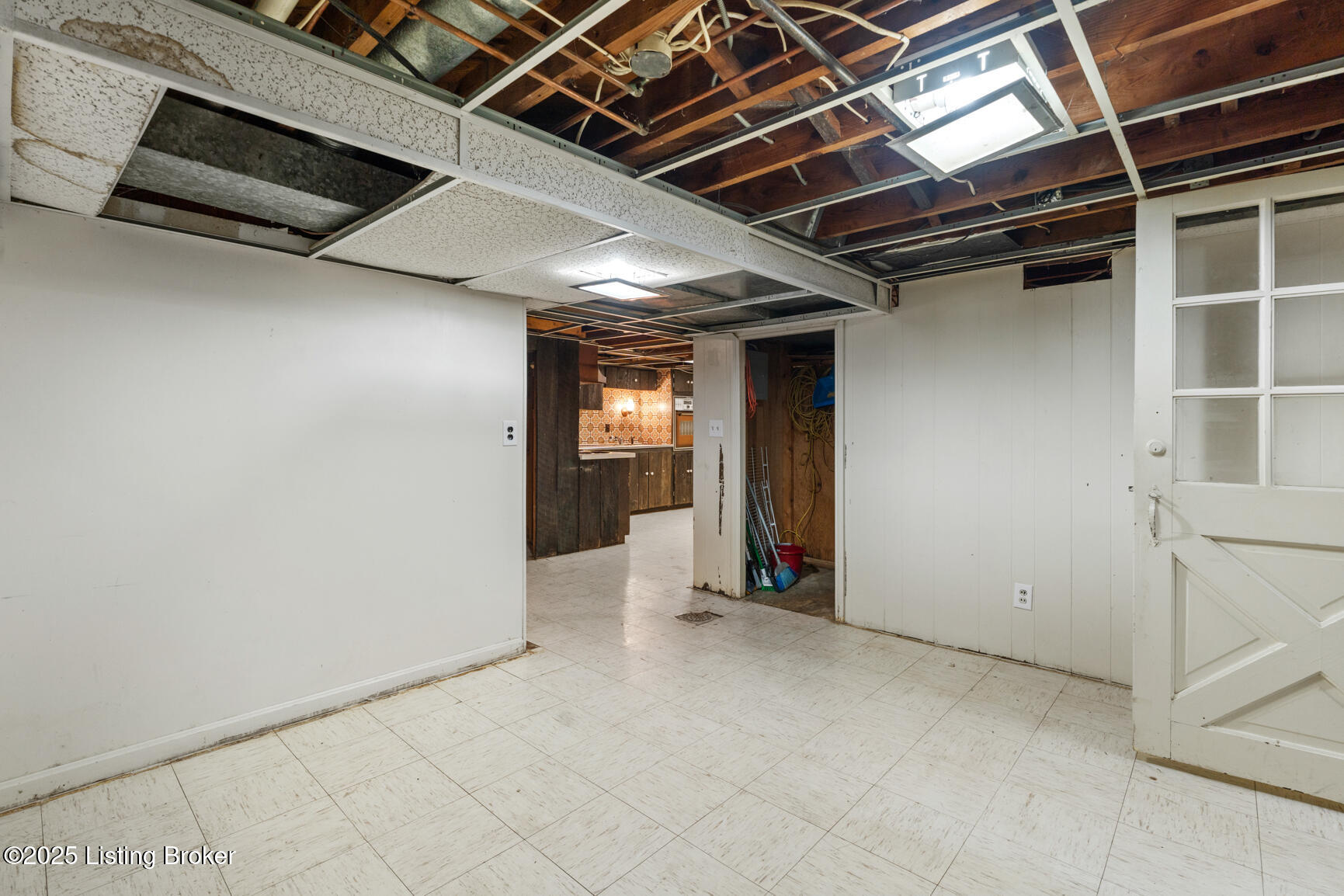 6712 Cooper Chapel Rd