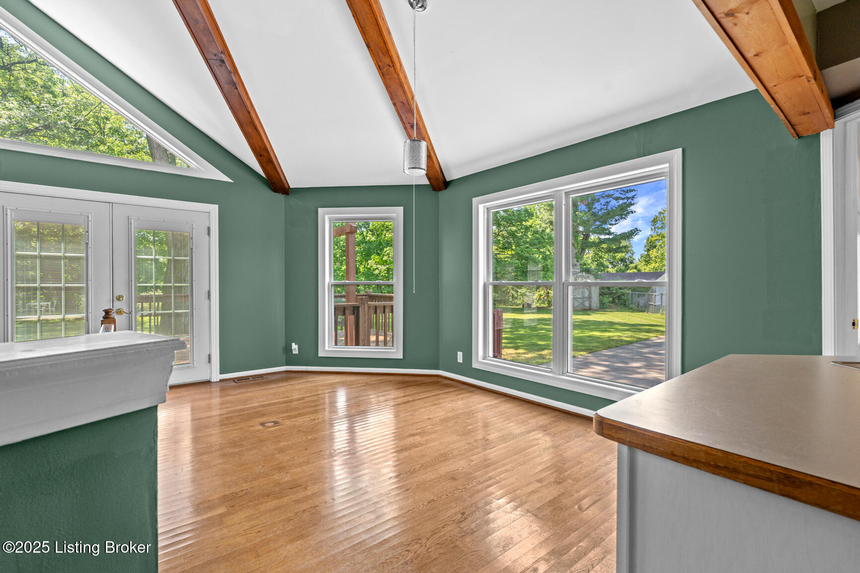 6712 Cooper Chapel Rd