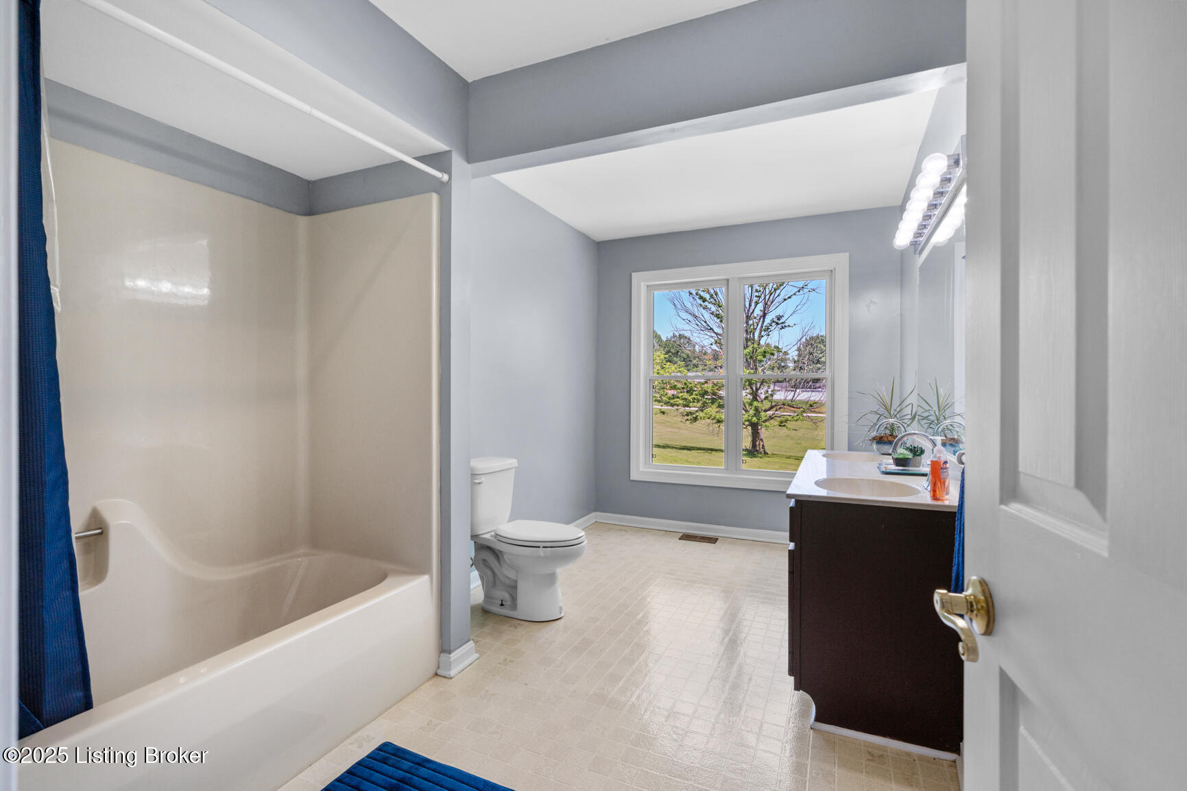 6712 Cooper Chapel Rd