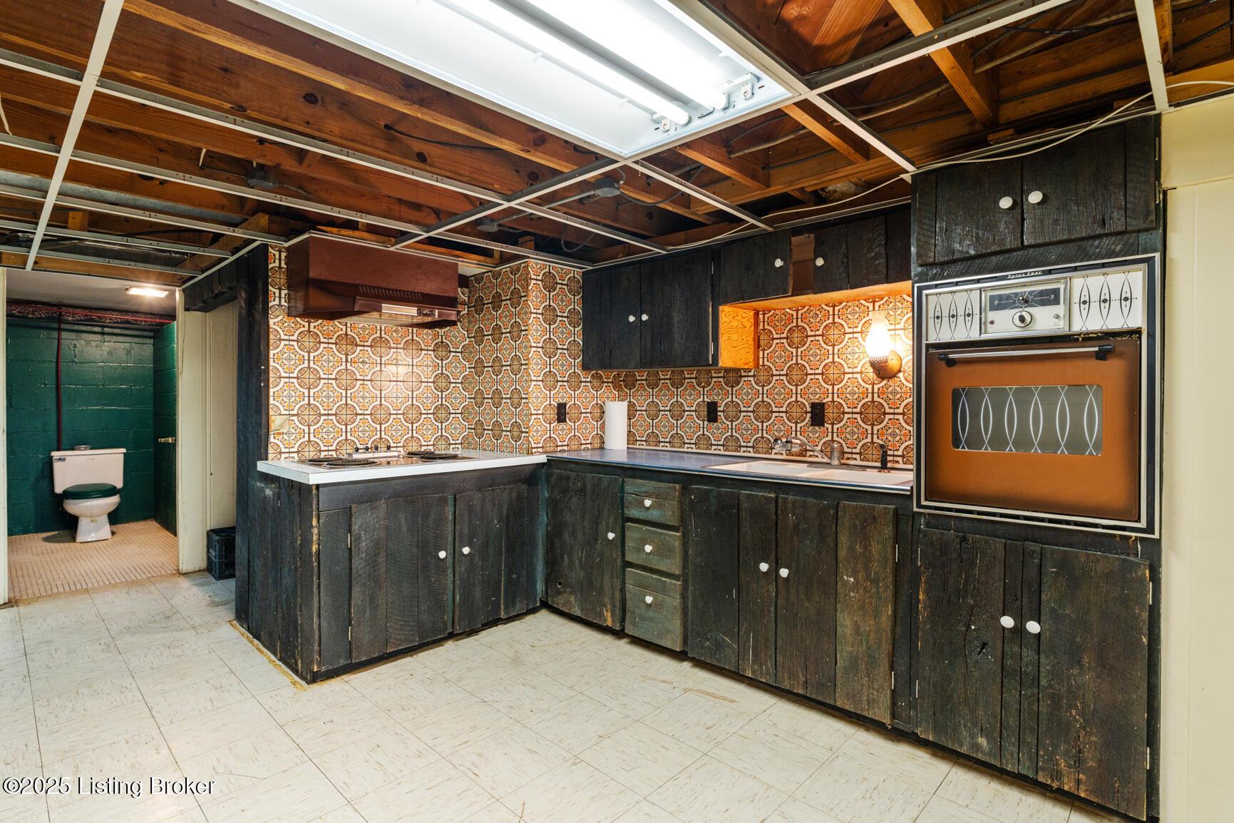 6712 Cooper Chapel Rd