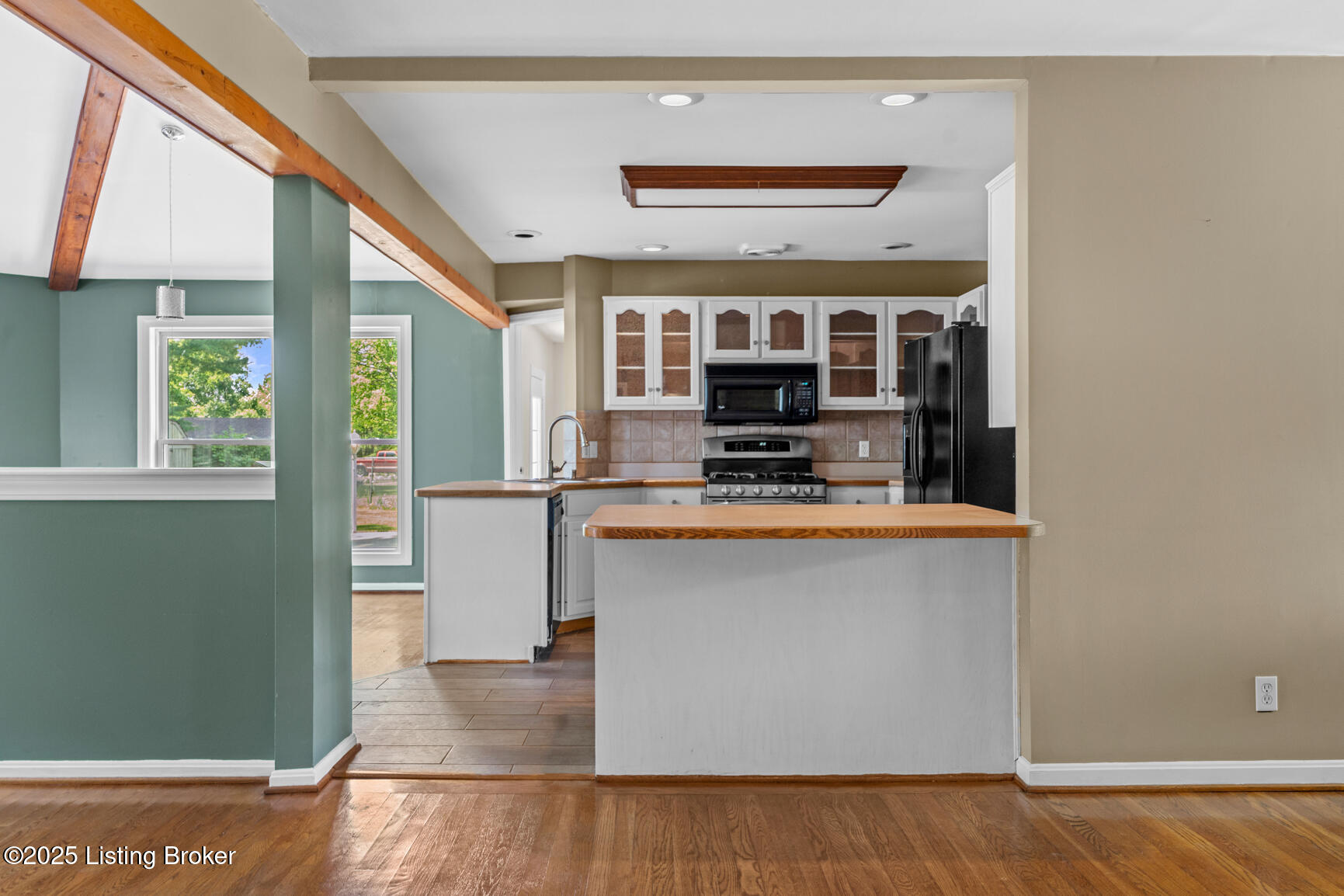 6712 Cooper Chapel Rd