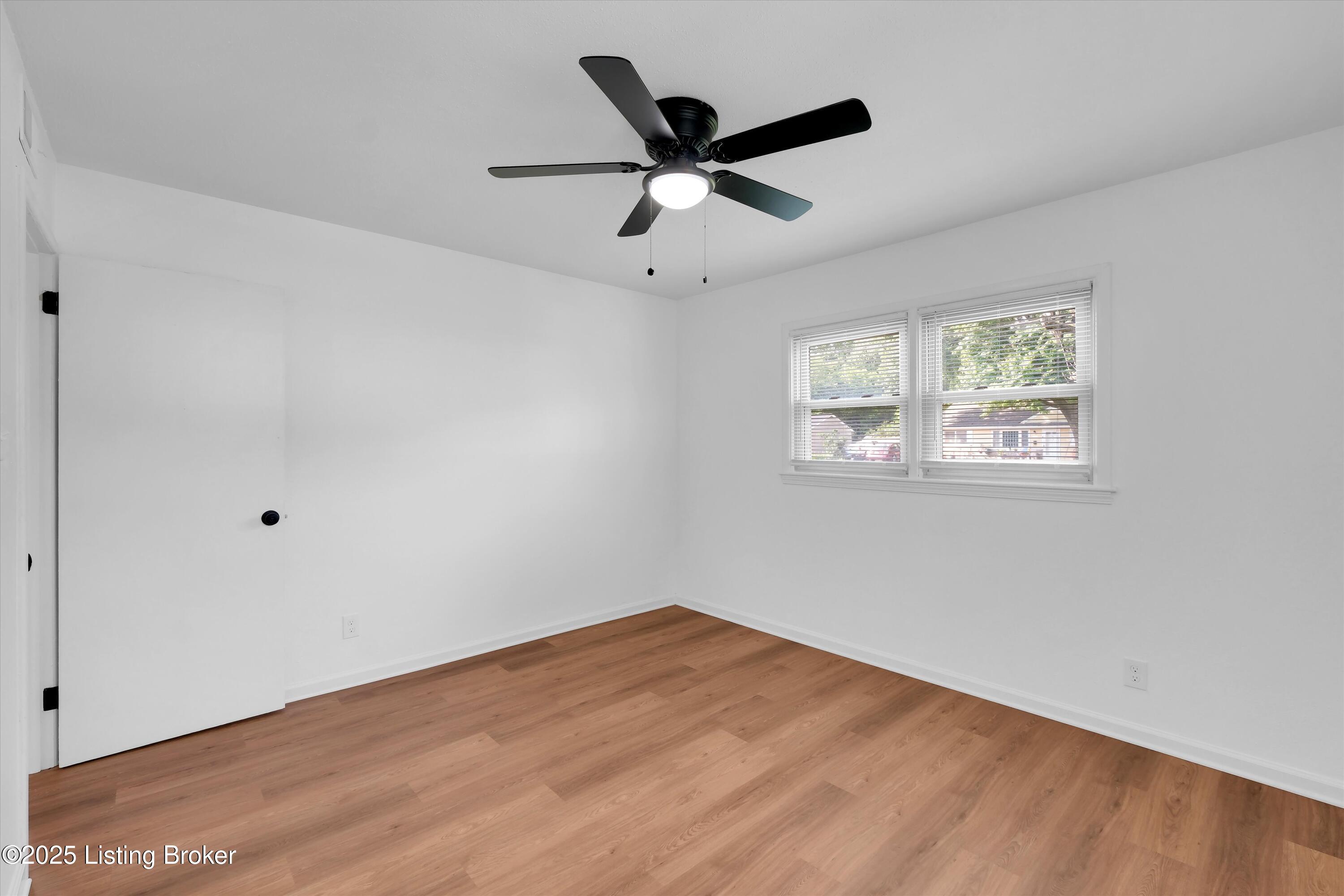7117 Rainbow Dr