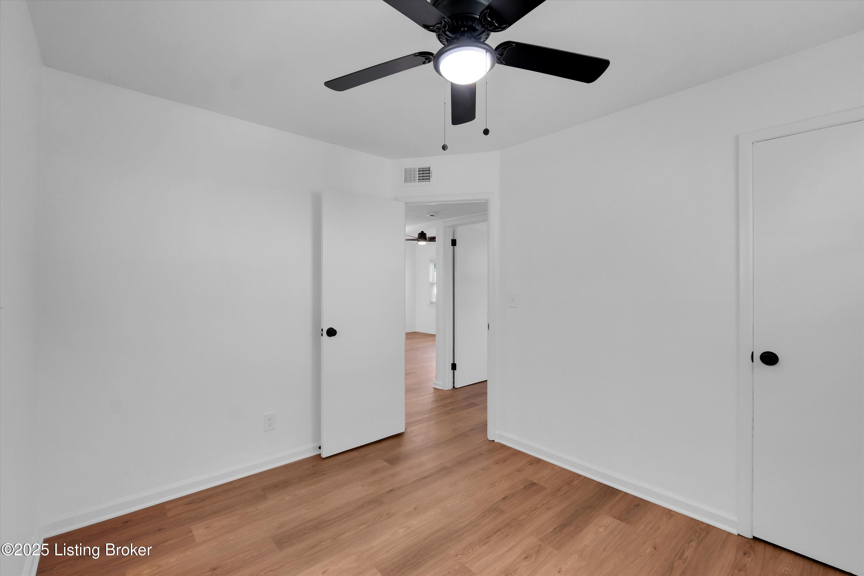 7117 Rainbow Dr