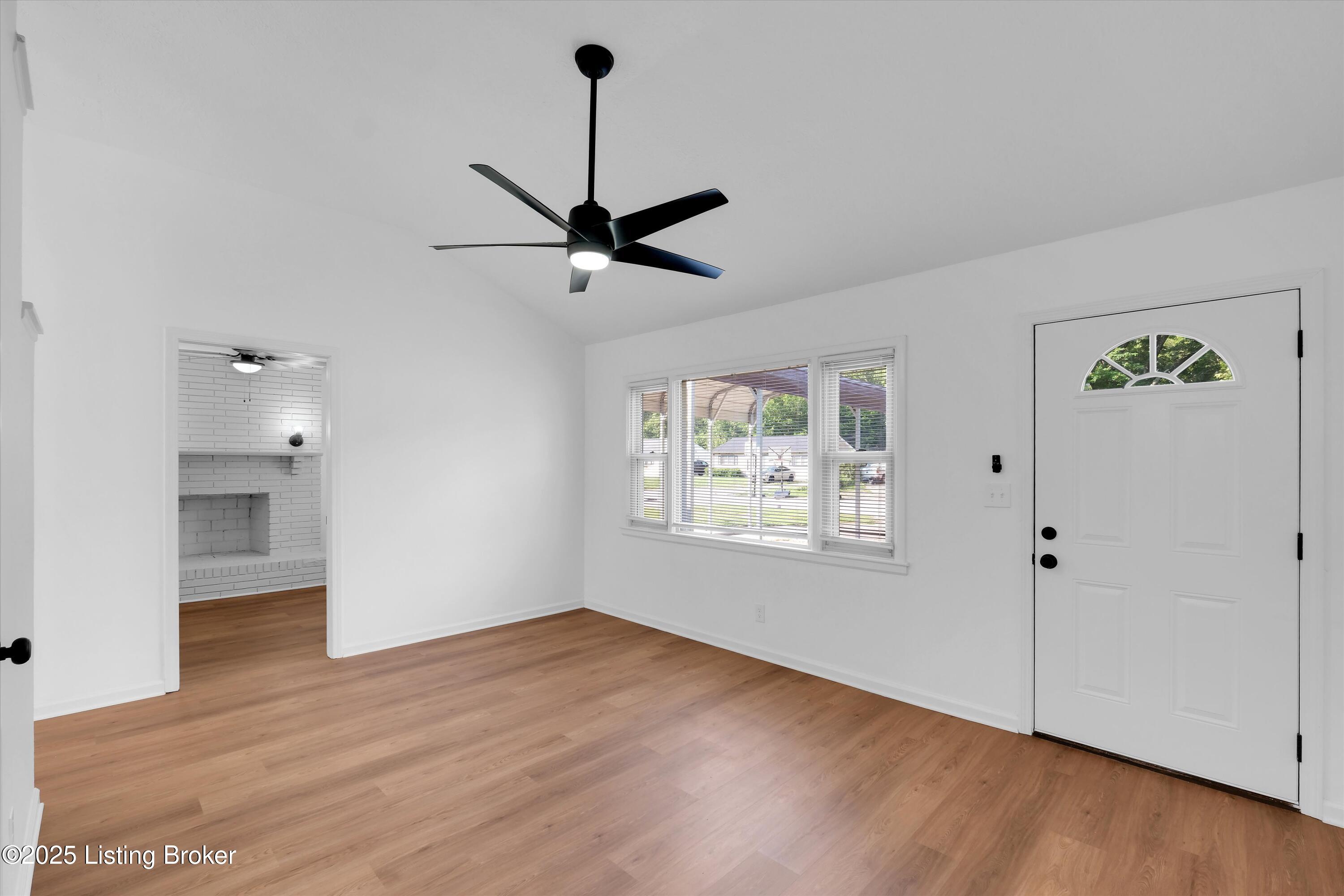 7117 Rainbow Dr