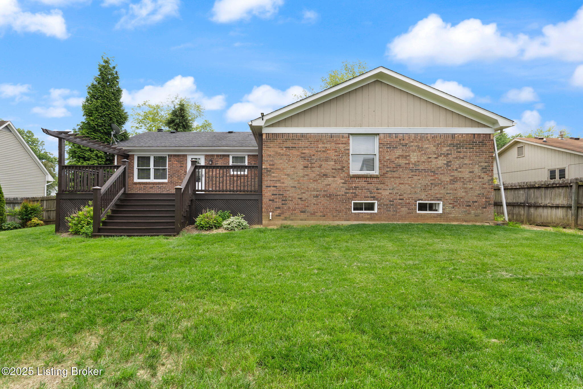12409 Ledges Dr