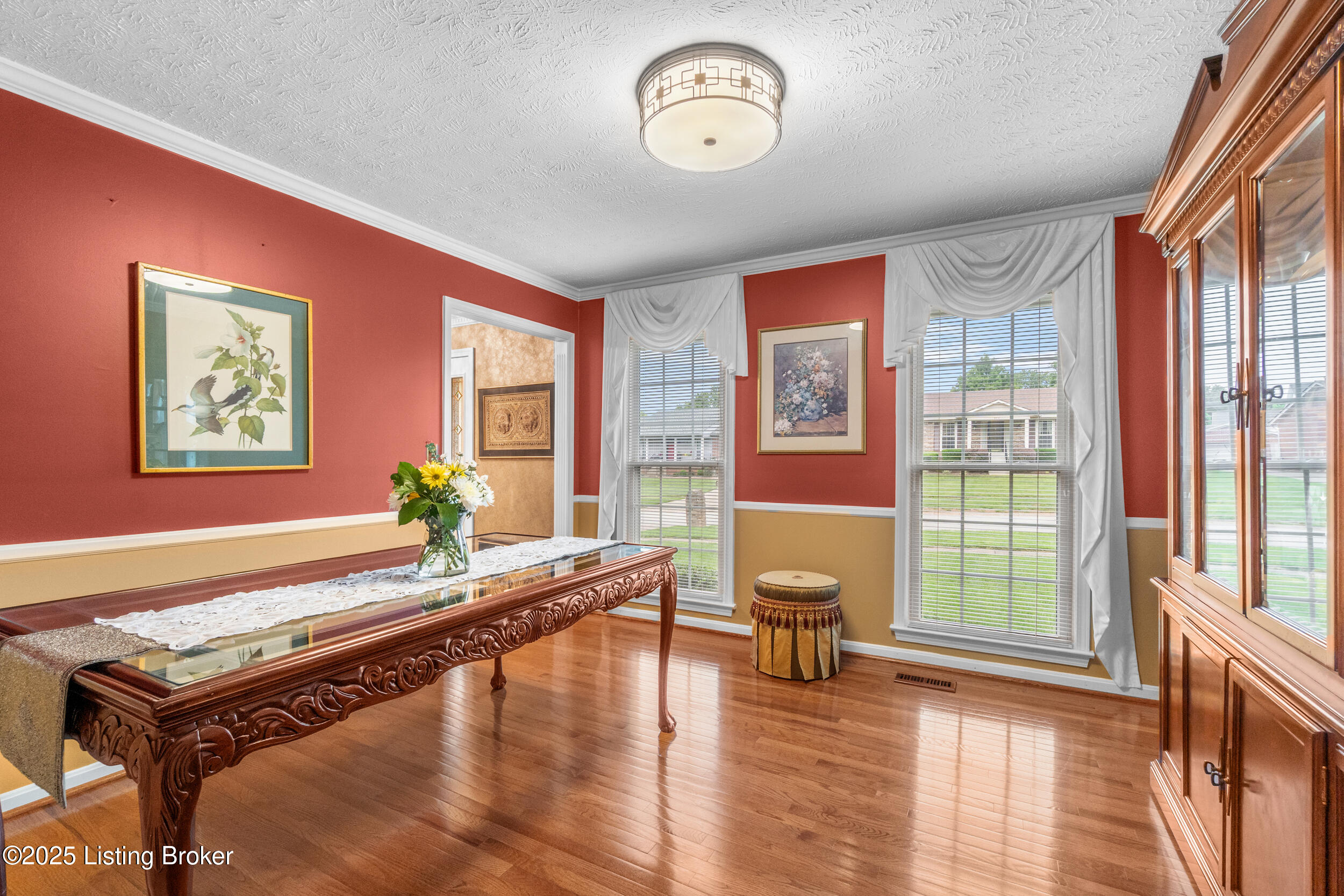 8212 Thornwood Rd