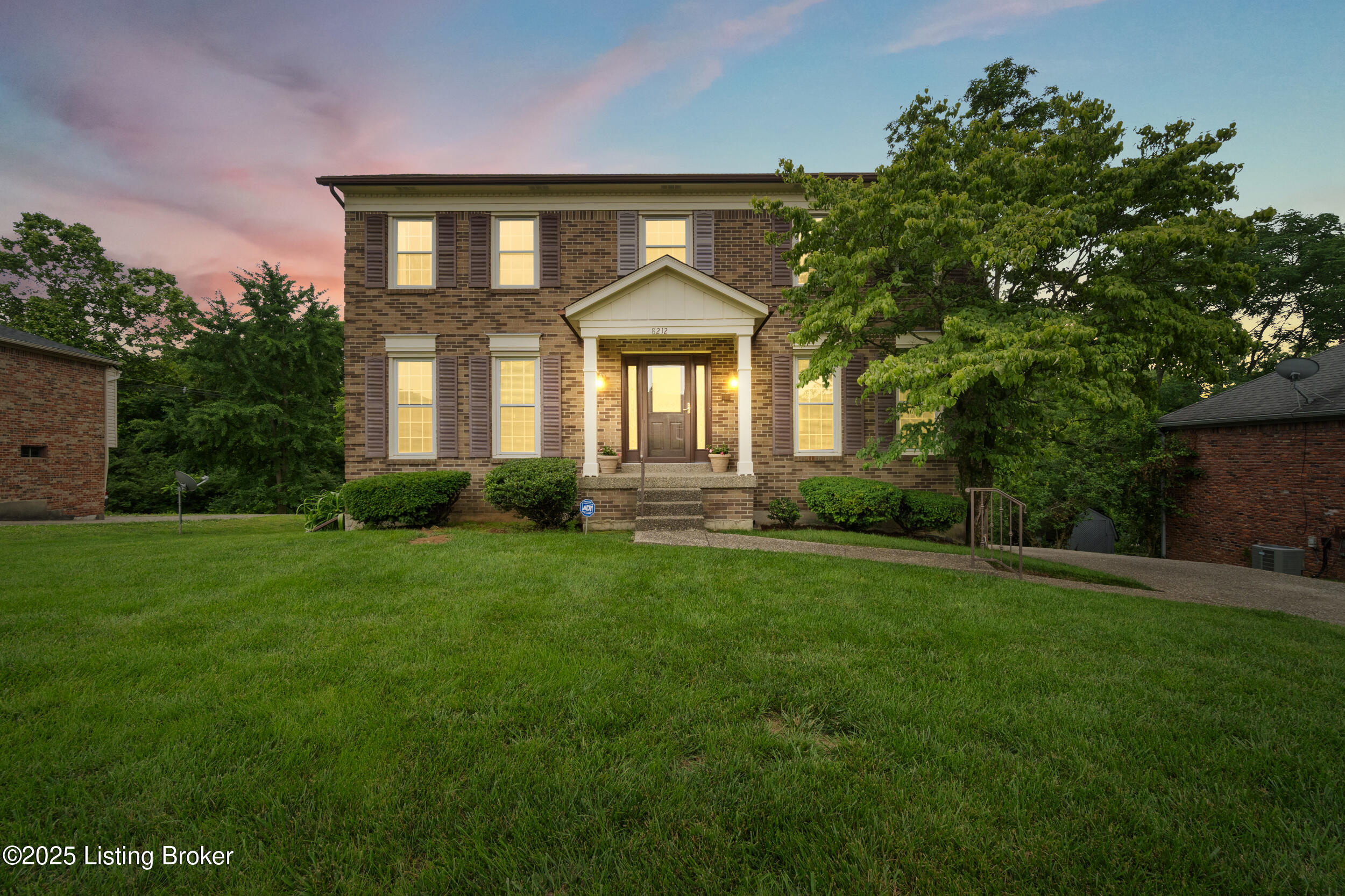 8212 Thornwood Rd