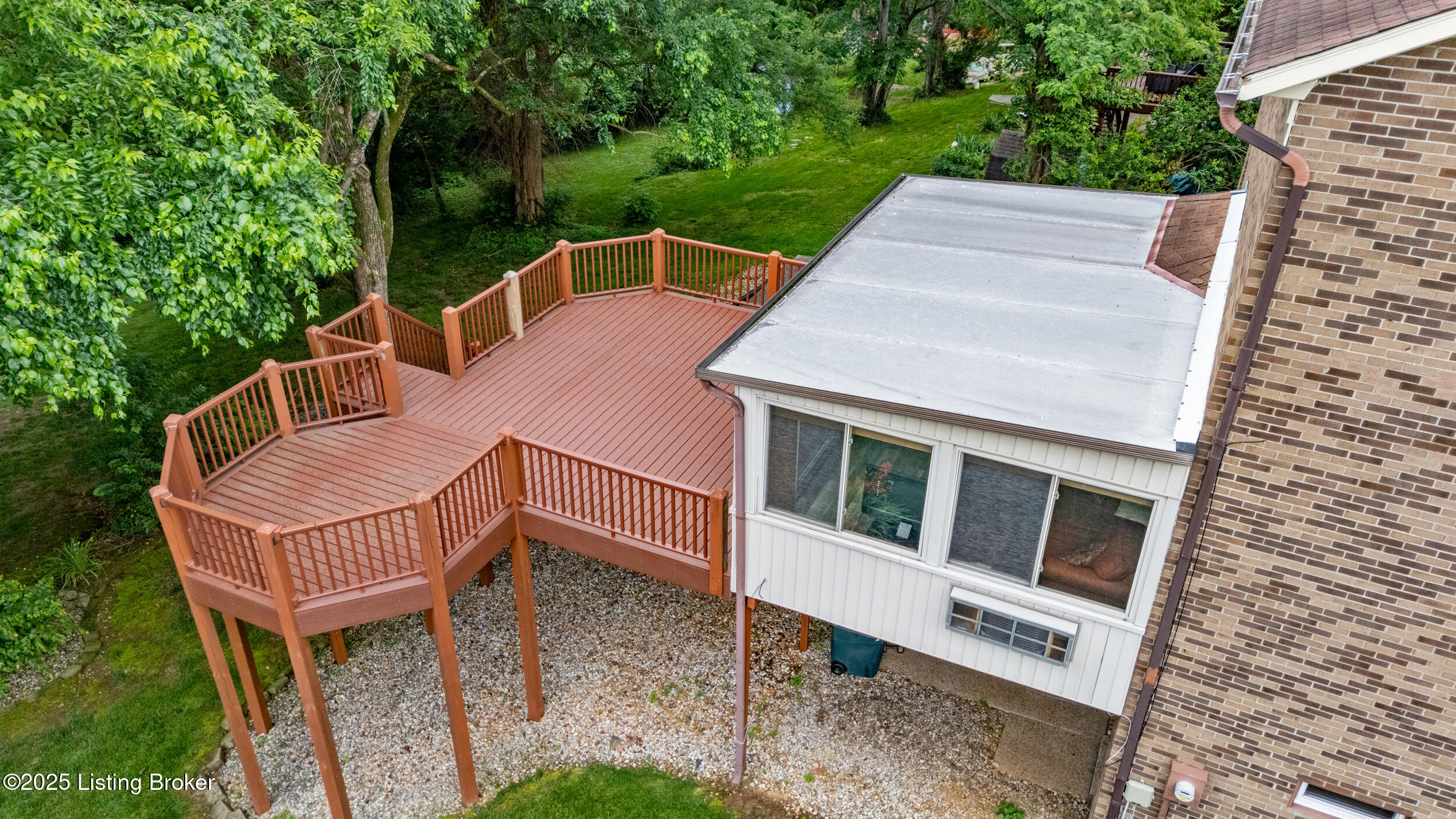 8212 Thornwood Rd