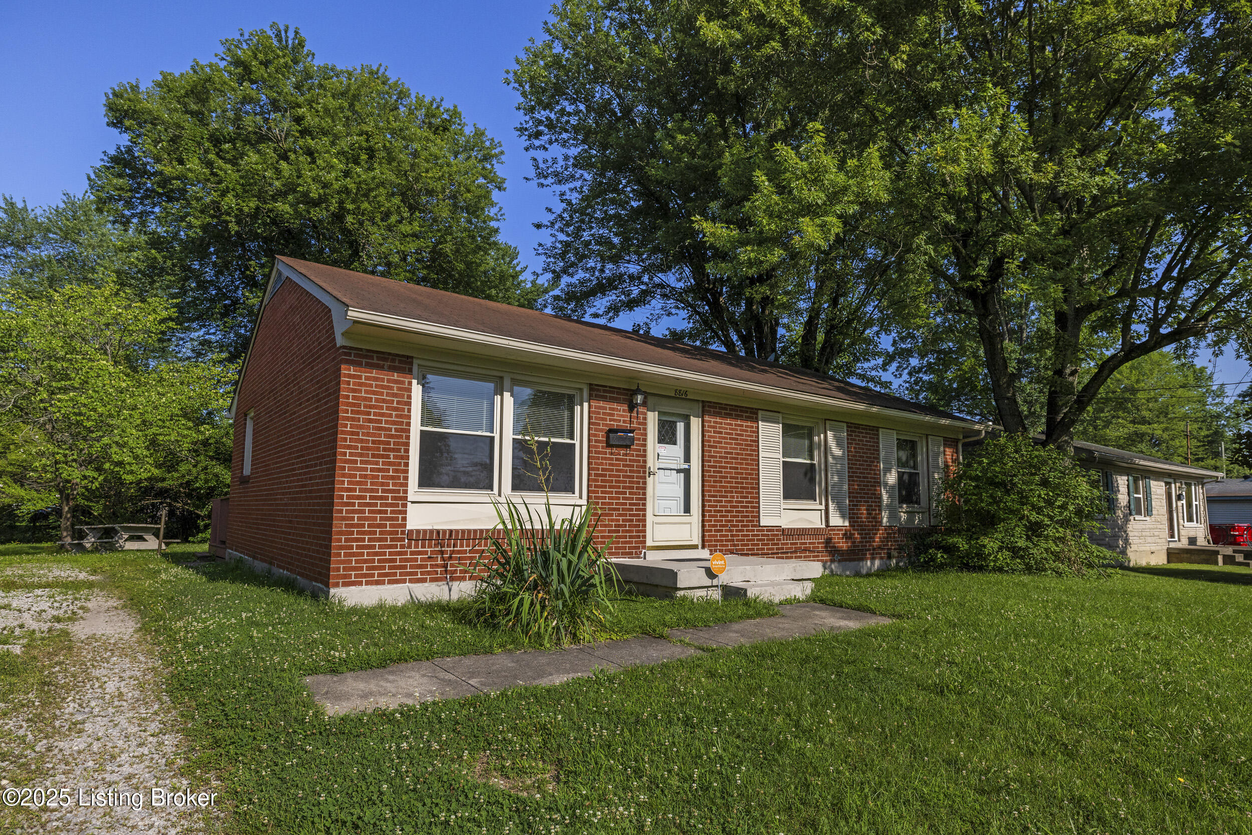 8816 Moody Rd
