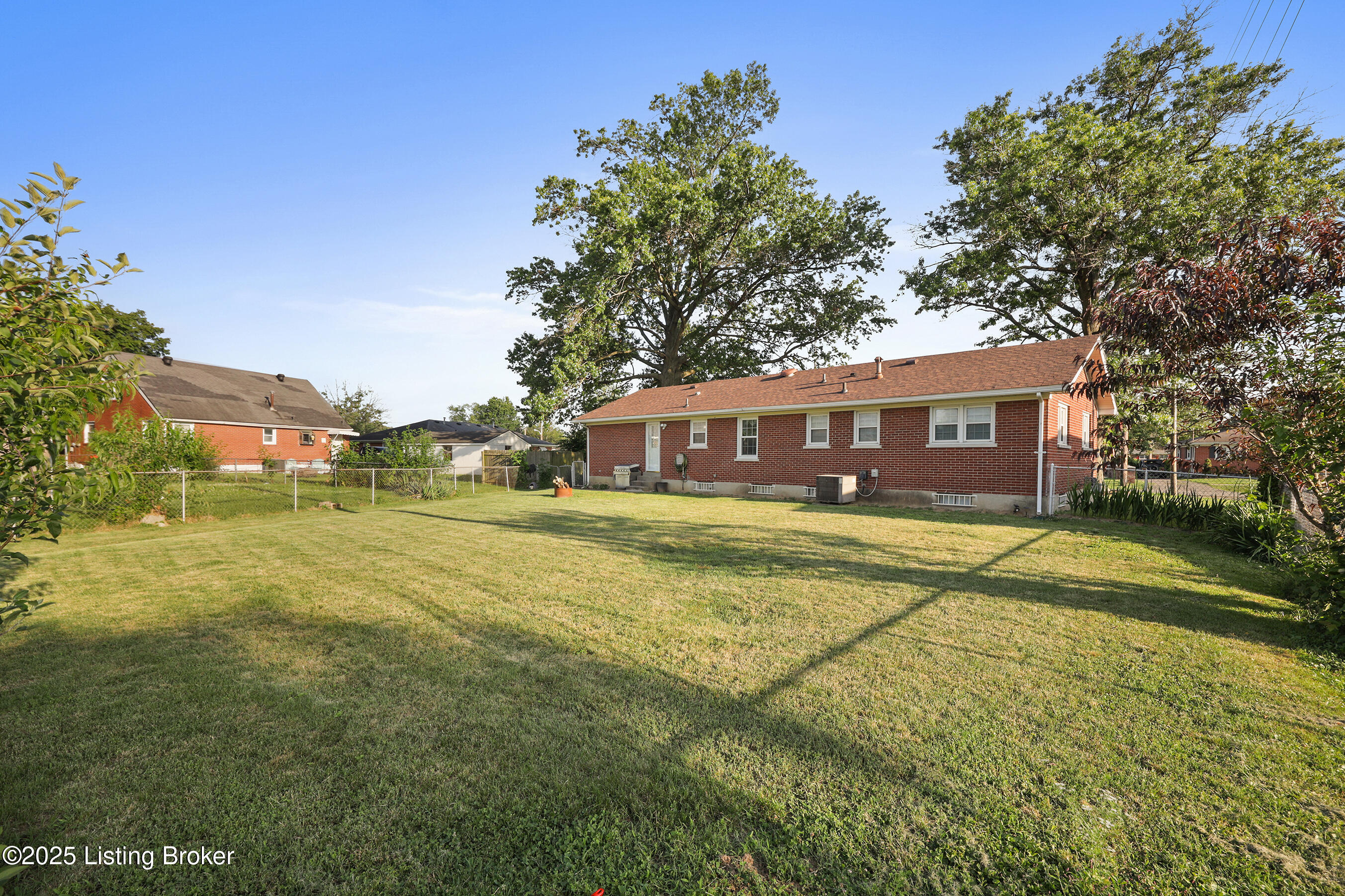 2301 Farnsley Rd