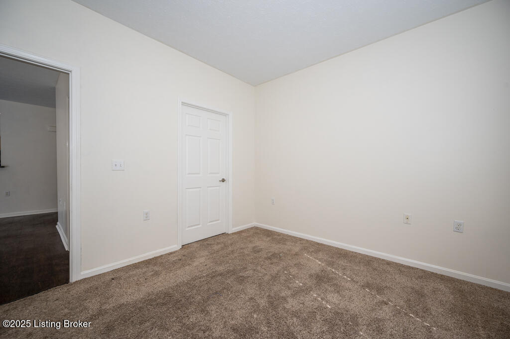 7311 St Andrews Wood Cir, 108