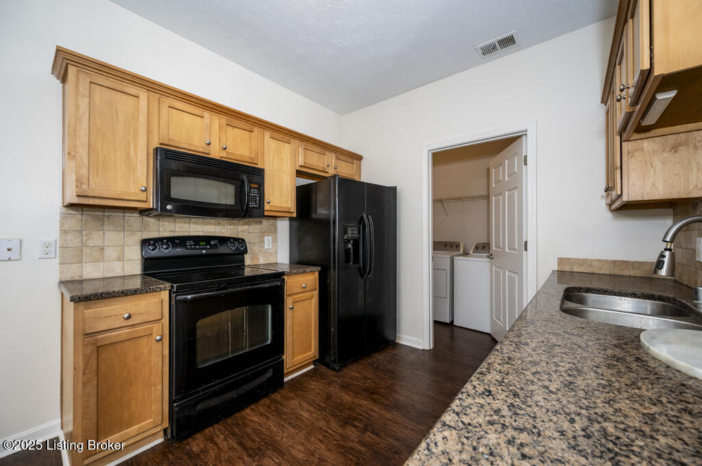 7311 St Andrews Wood Cir, 108