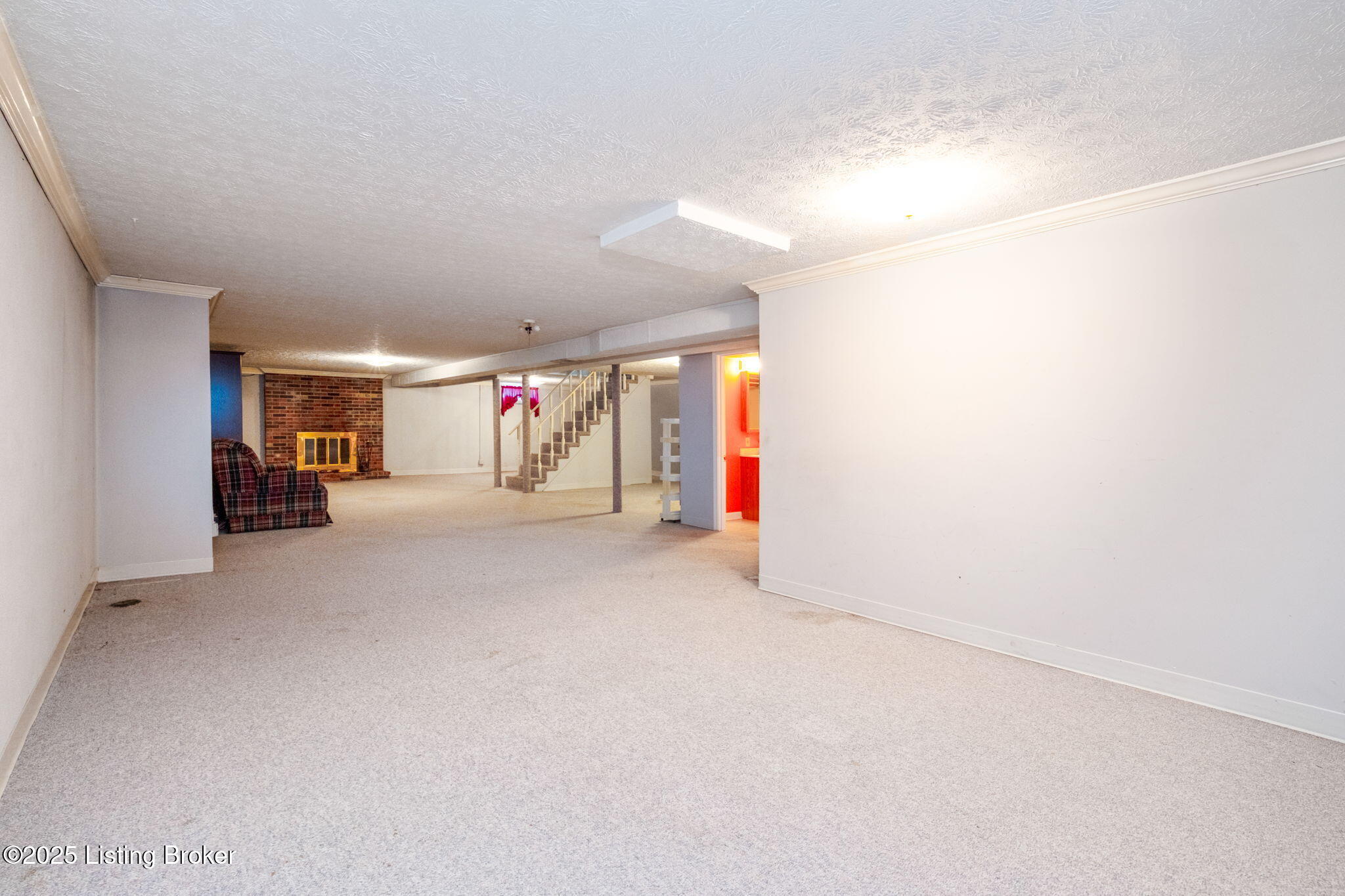 8014 Annella Way