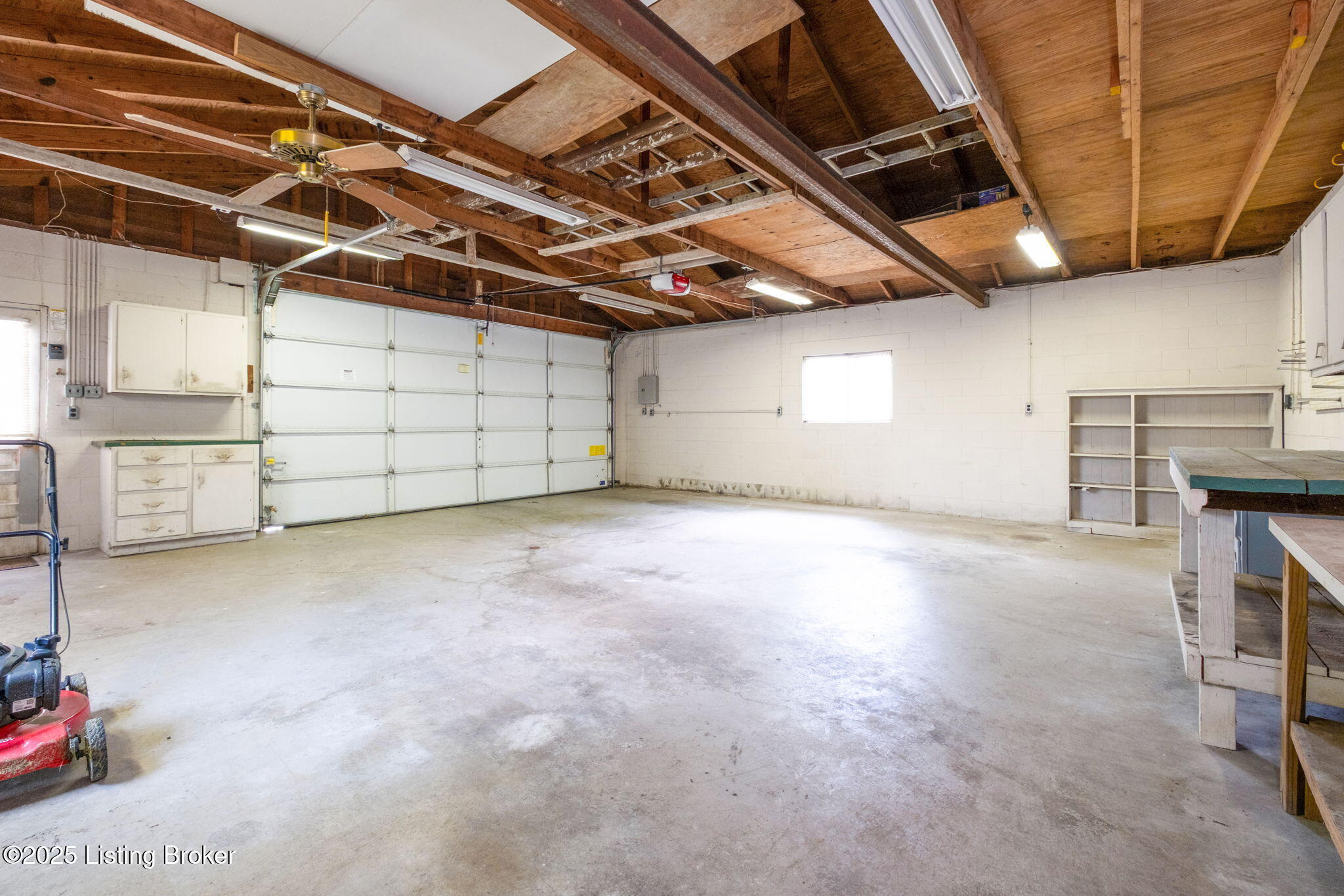 8014 Annella Way