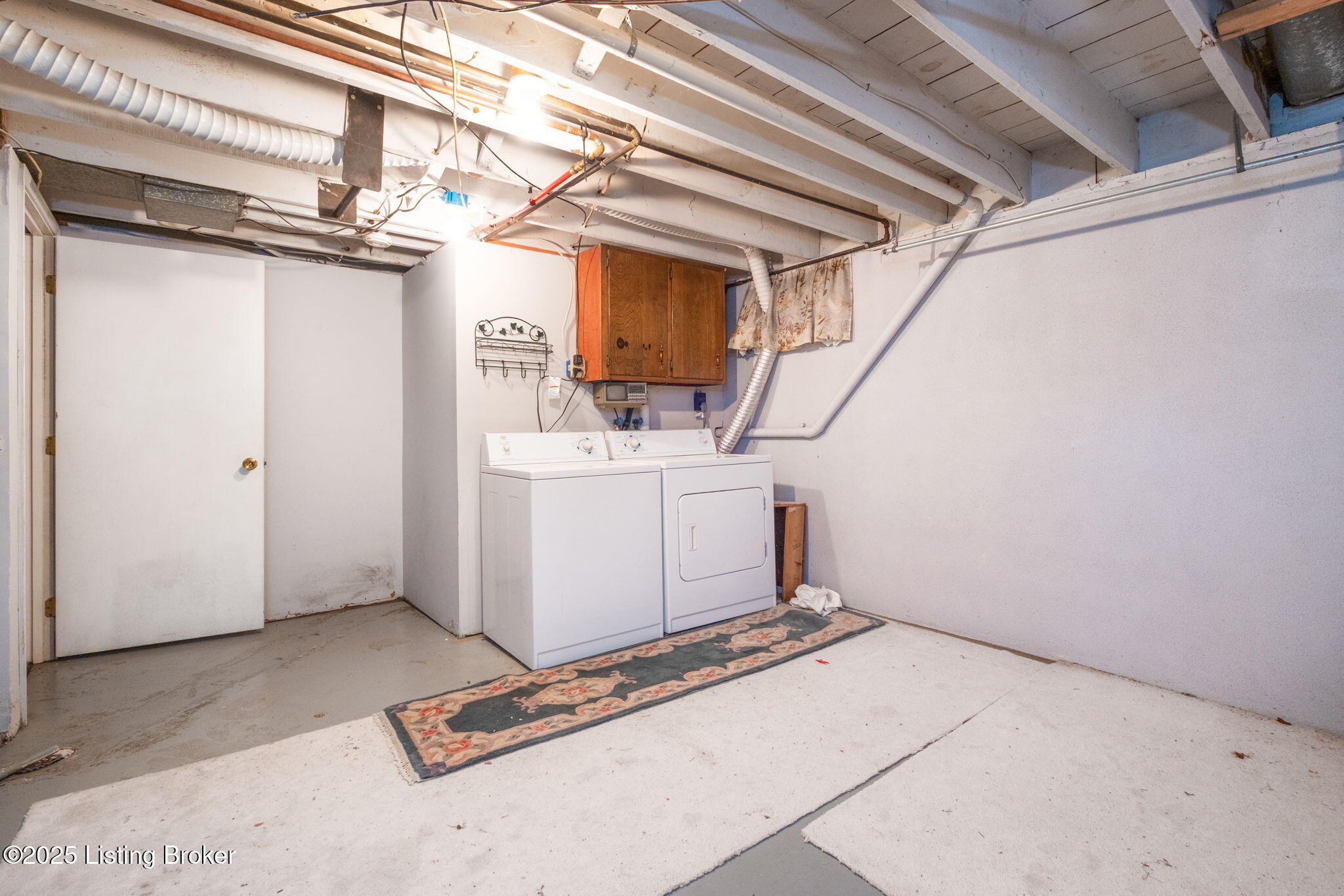 8014 Annella Way