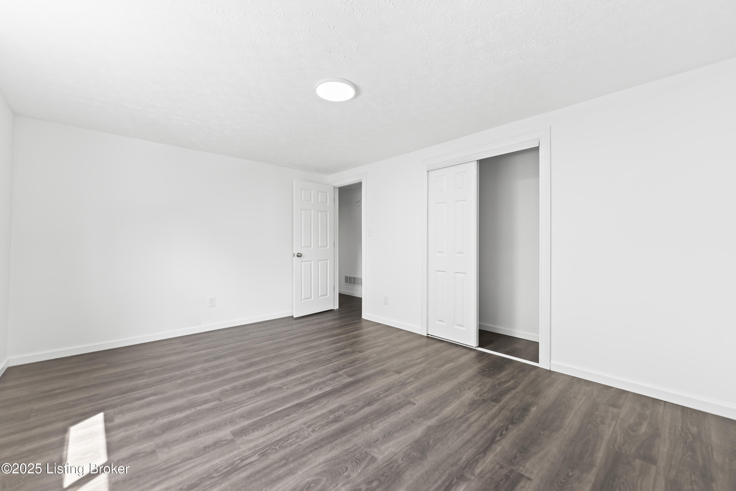9722 Chapel Hill Rd