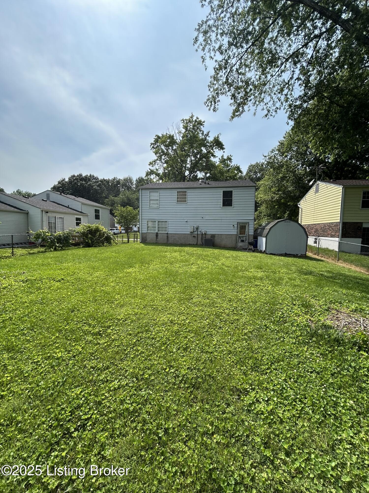 8705 Bost Ln